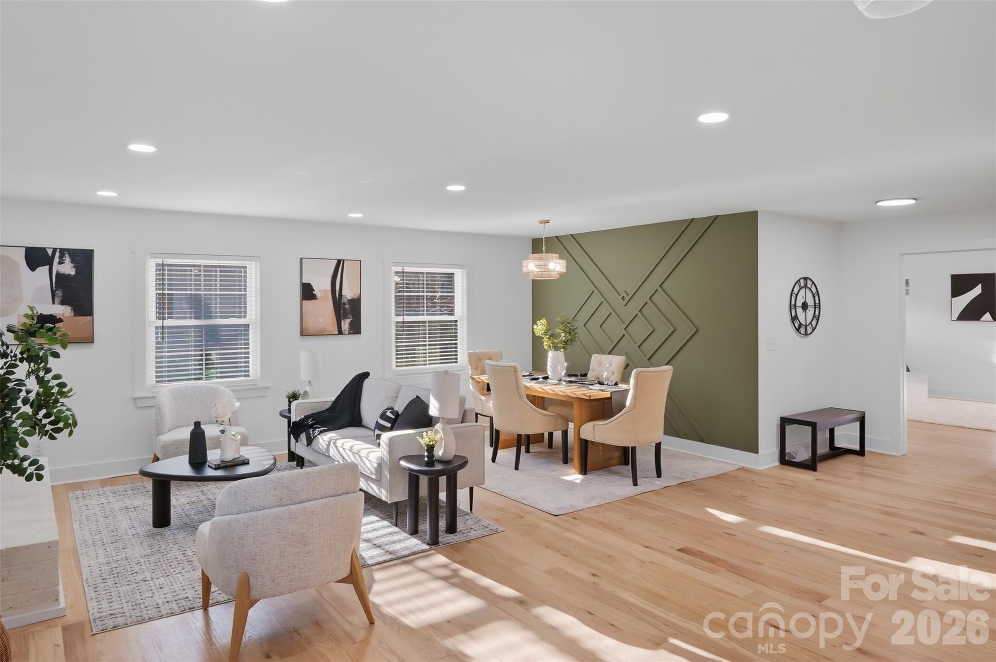 4314 Ivanhoe Place — Charlotte