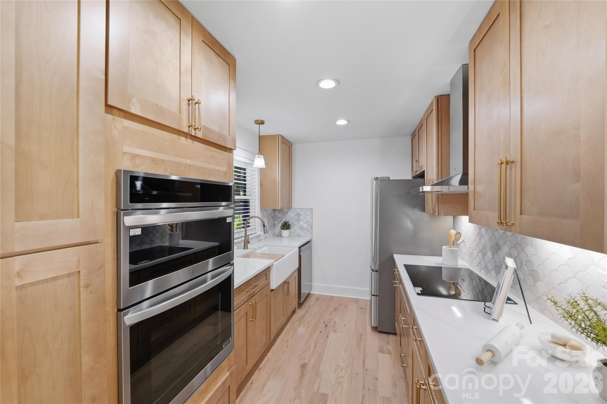 4314 Ivanhoe Place — Charlotte