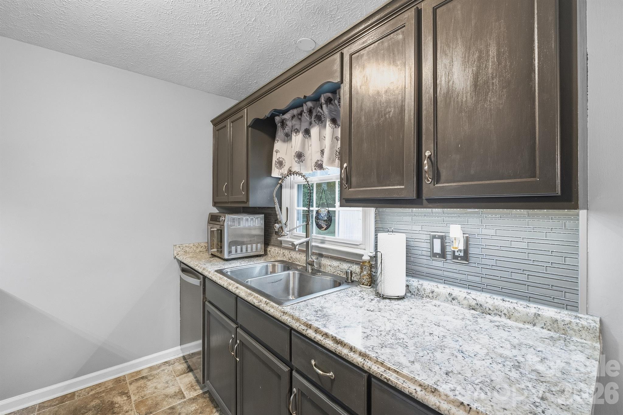 3868 W Nc 10 Highway — Newton