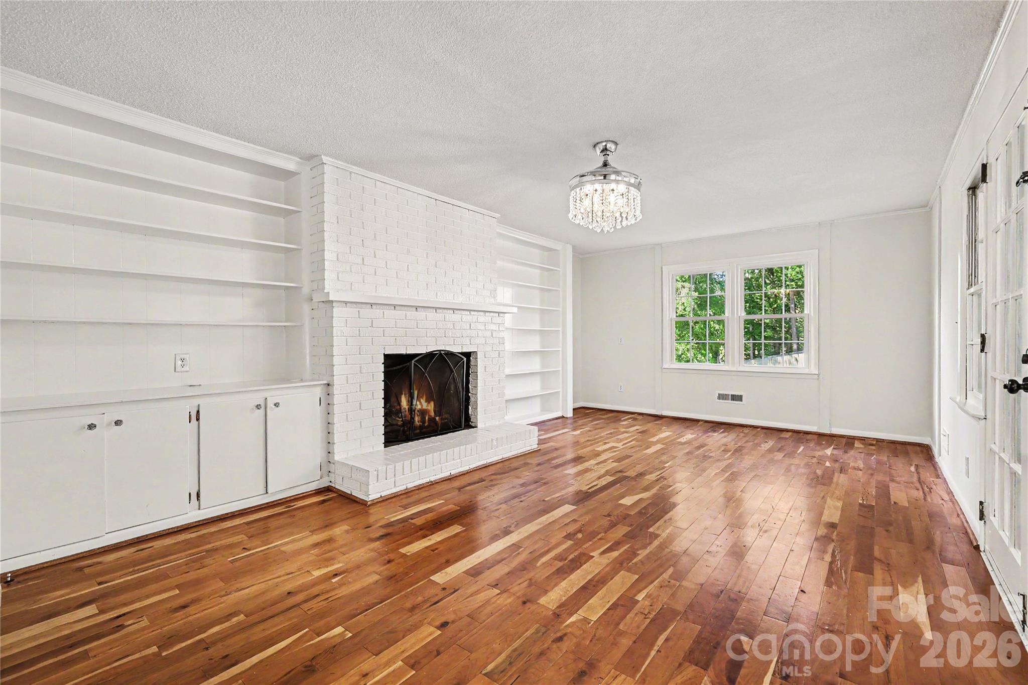 211 Windsor Drive — Shelby