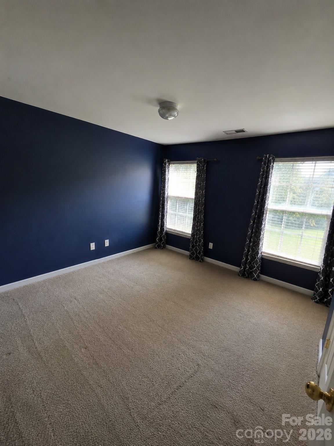 9120 Viscount Lane — Charlotte