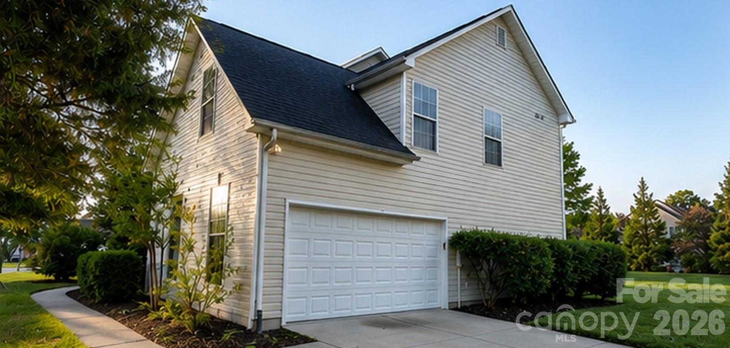 9120 Viscount Lane — Charlotte