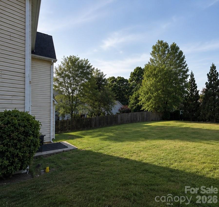 9120 Viscount Lane — Charlotte