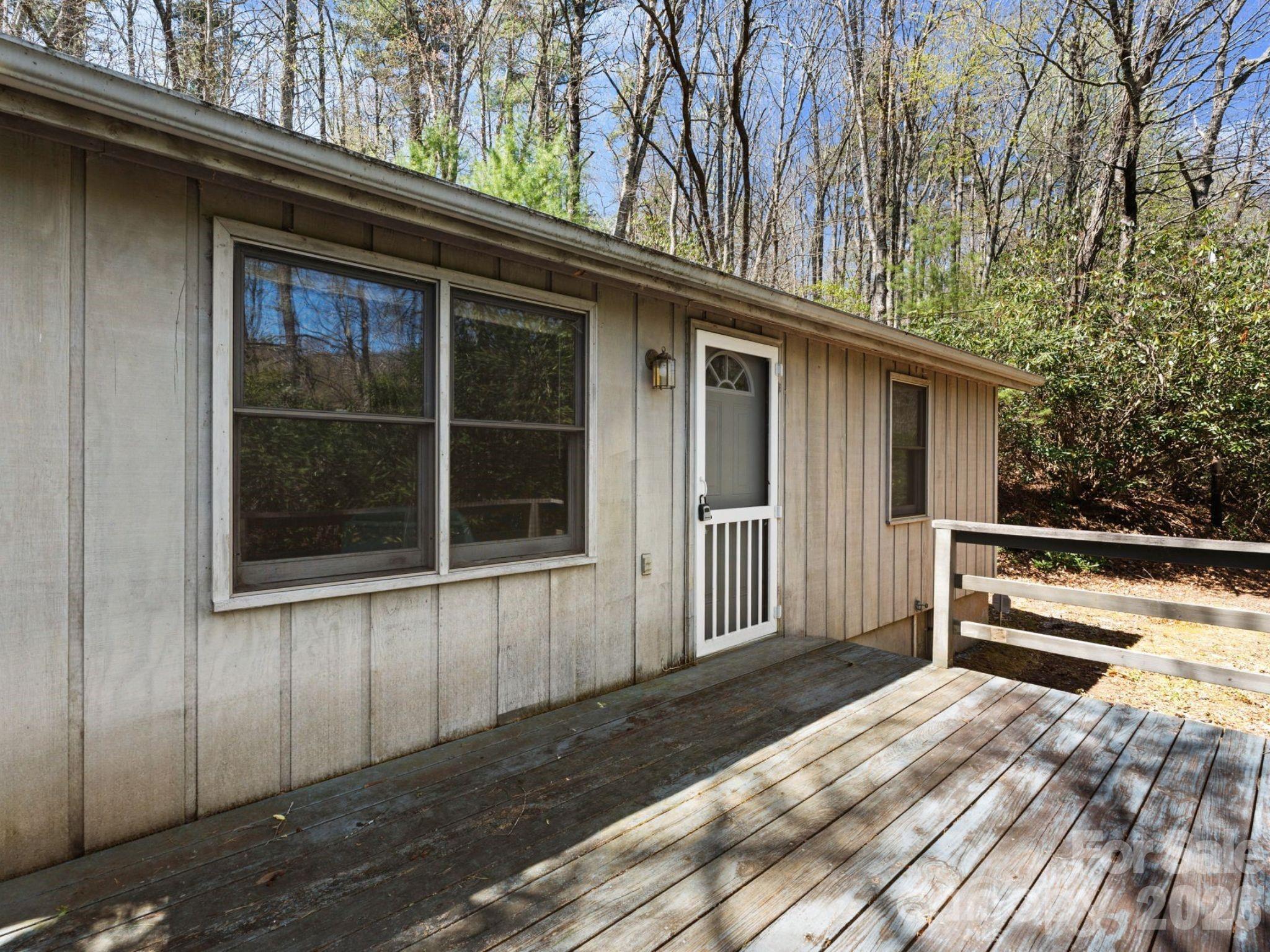 8977 Rose Hollow Avenue — Newland