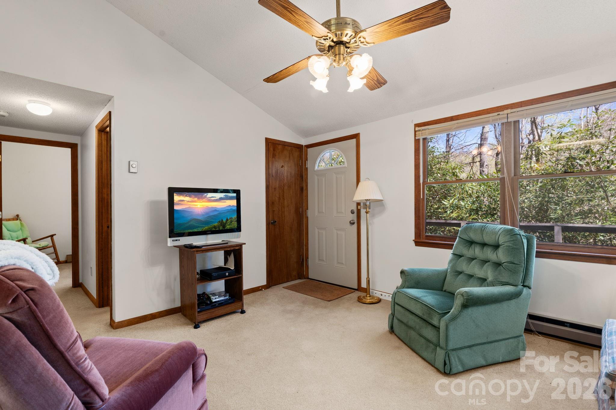 8977 Rose Hollow Avenue — Newland