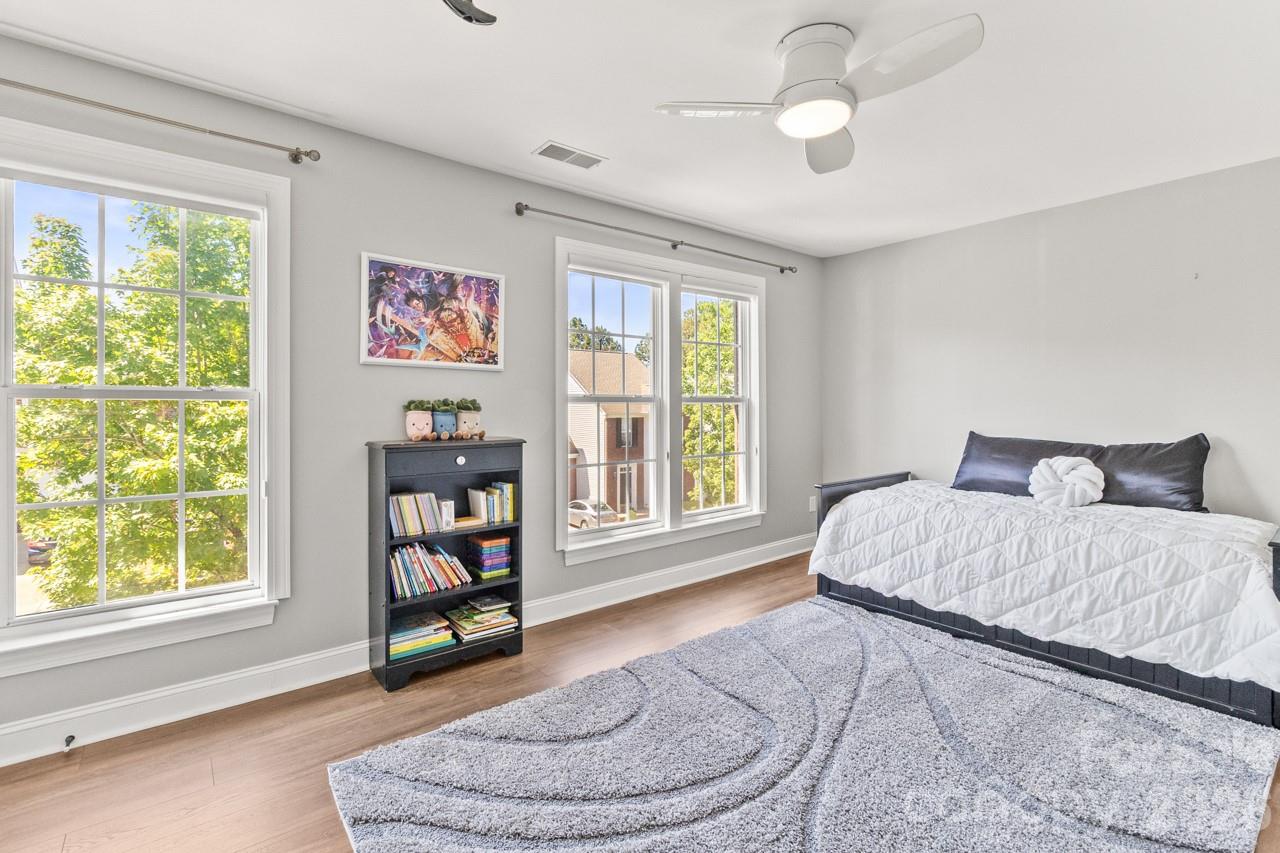 14509 Greenpoint Lane — Huntersville