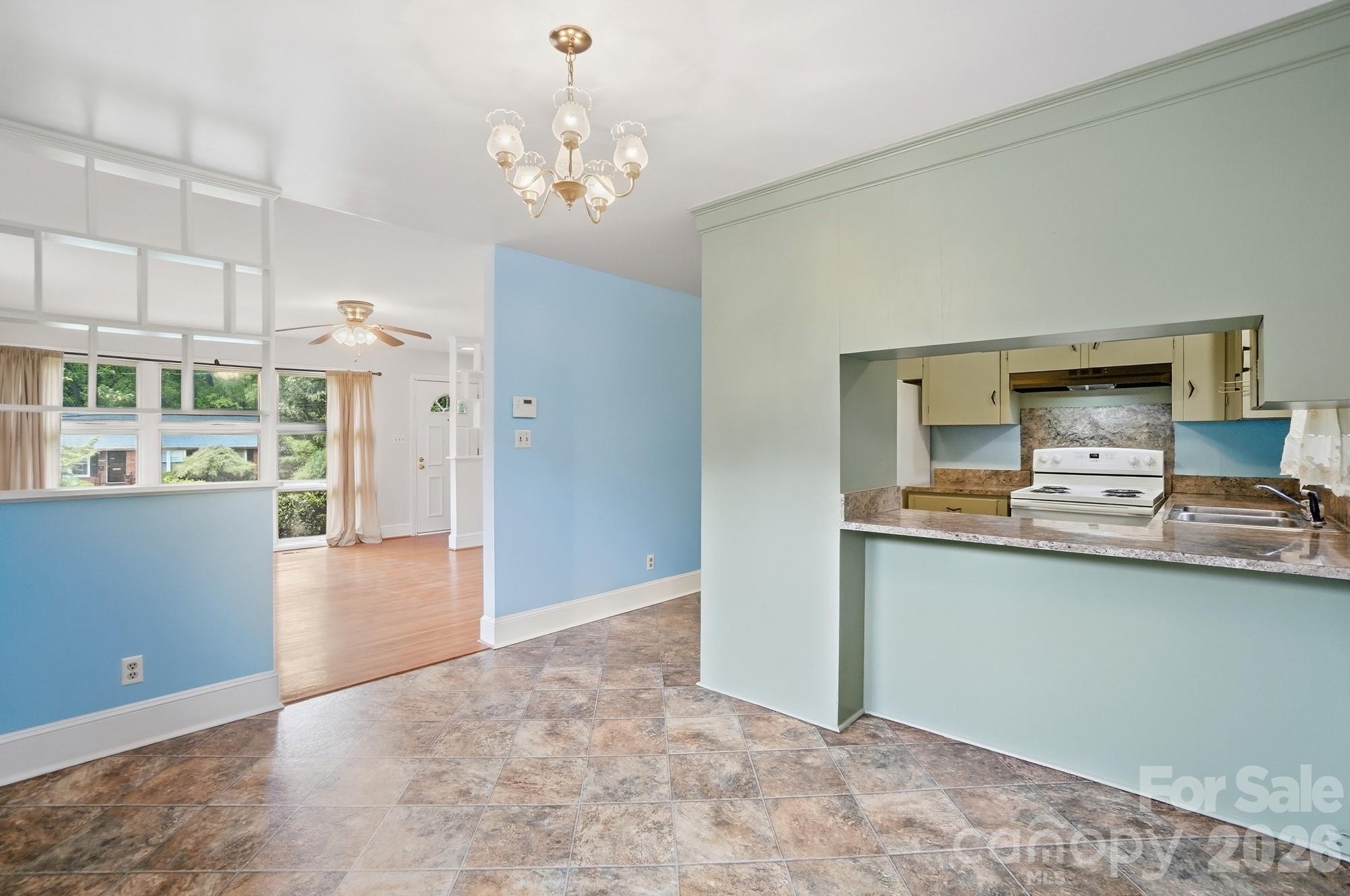 6239 Netherwood Drive — Charlotte