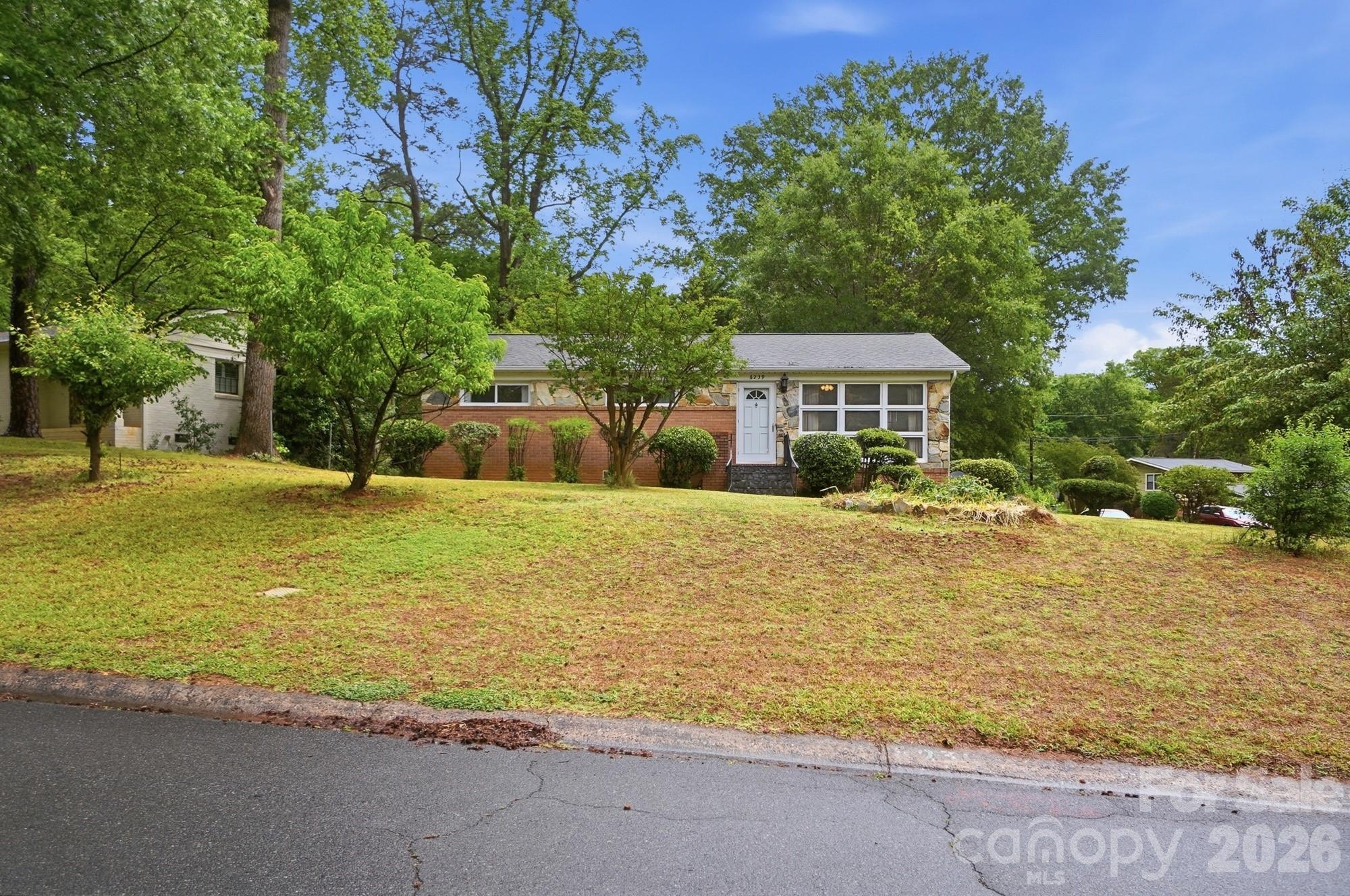 6239 Netherwood Drive — Charlotte