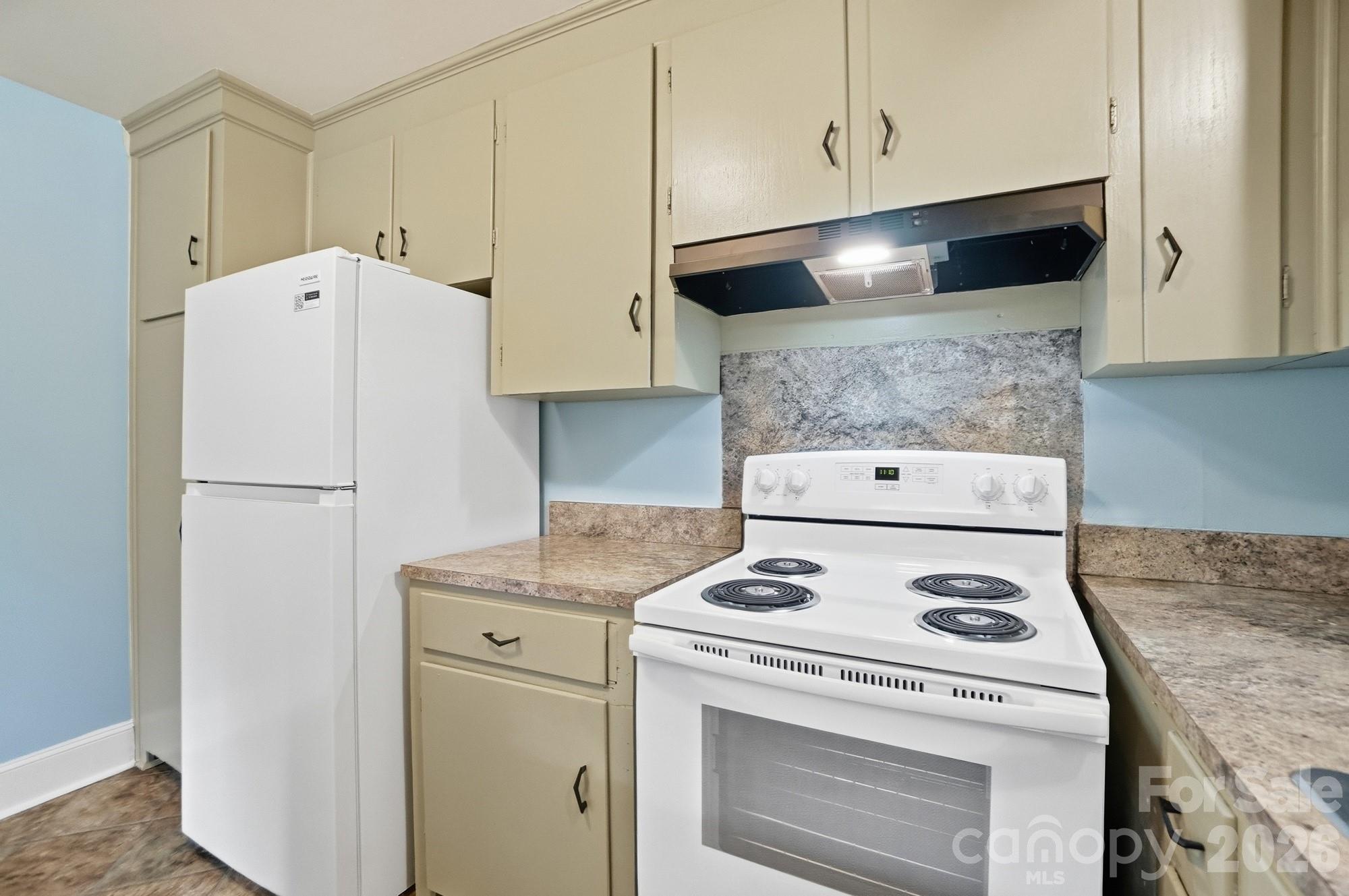 6239 Netherwood Drive — Charlotte