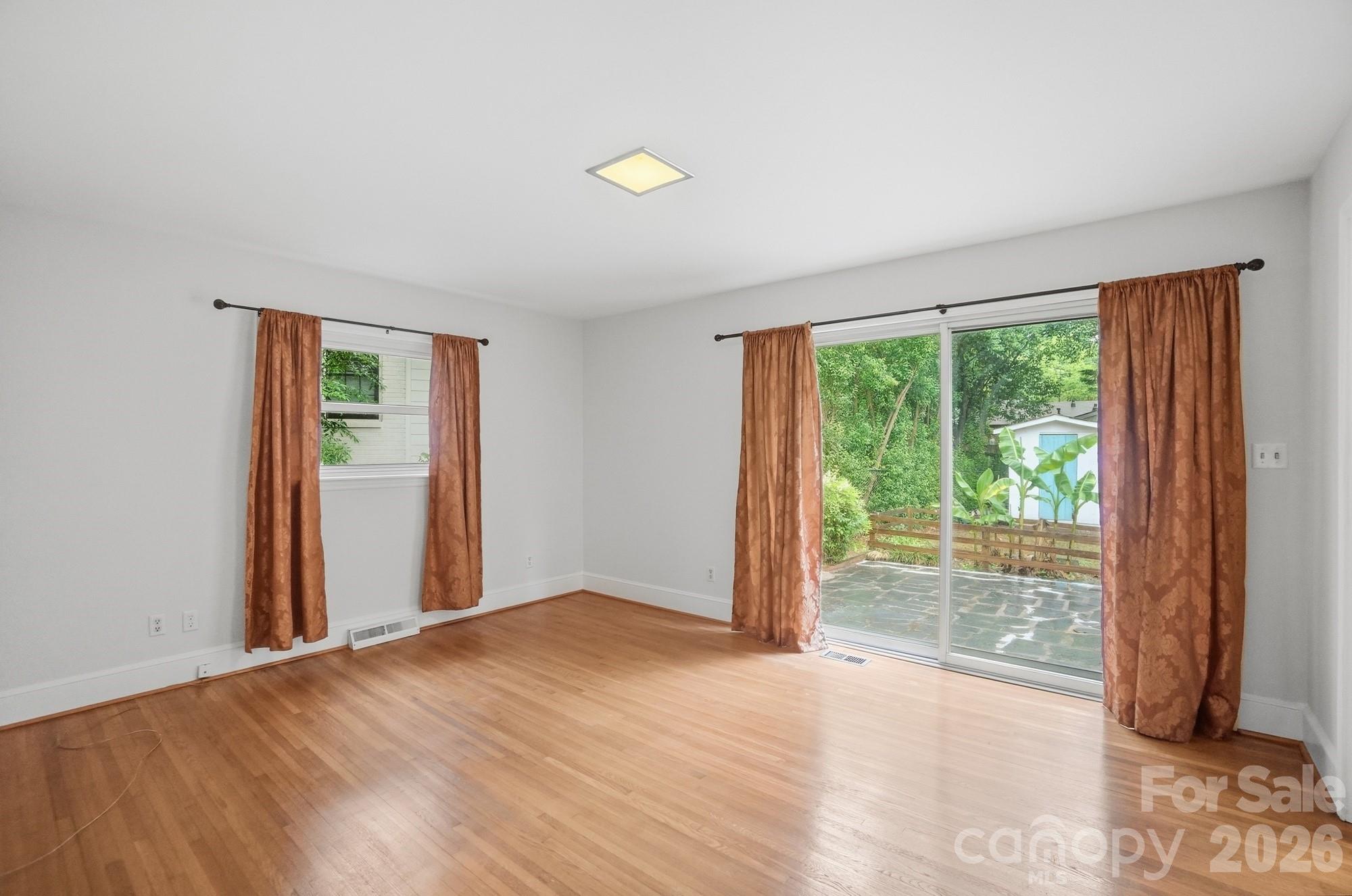 6239 Netherwood Drive — Charlotte