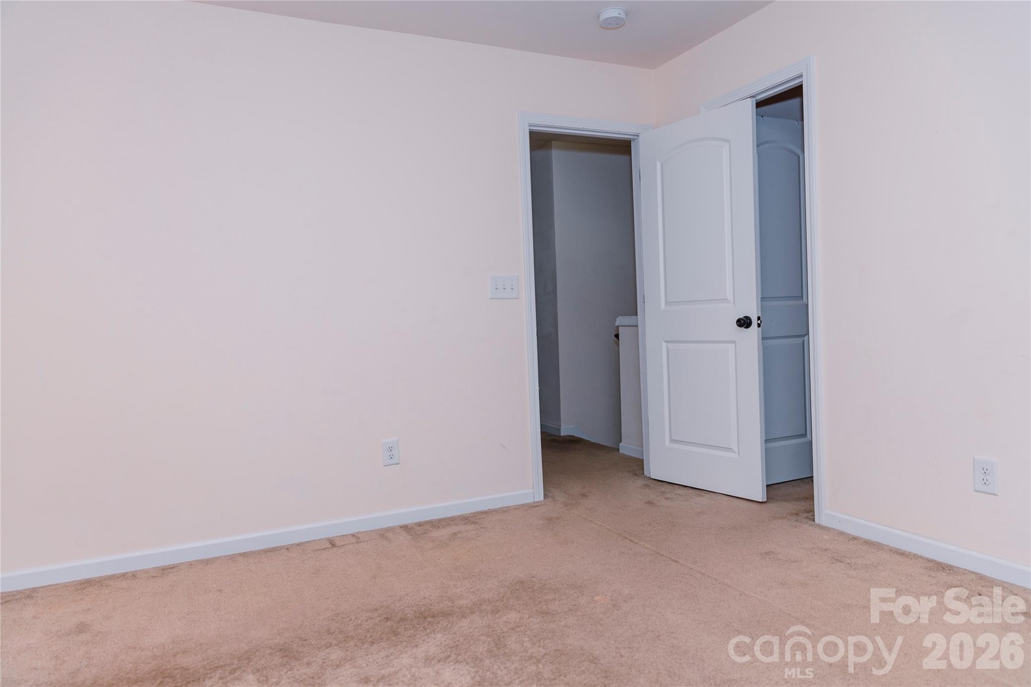 10443 Benfield Road — Charlotte