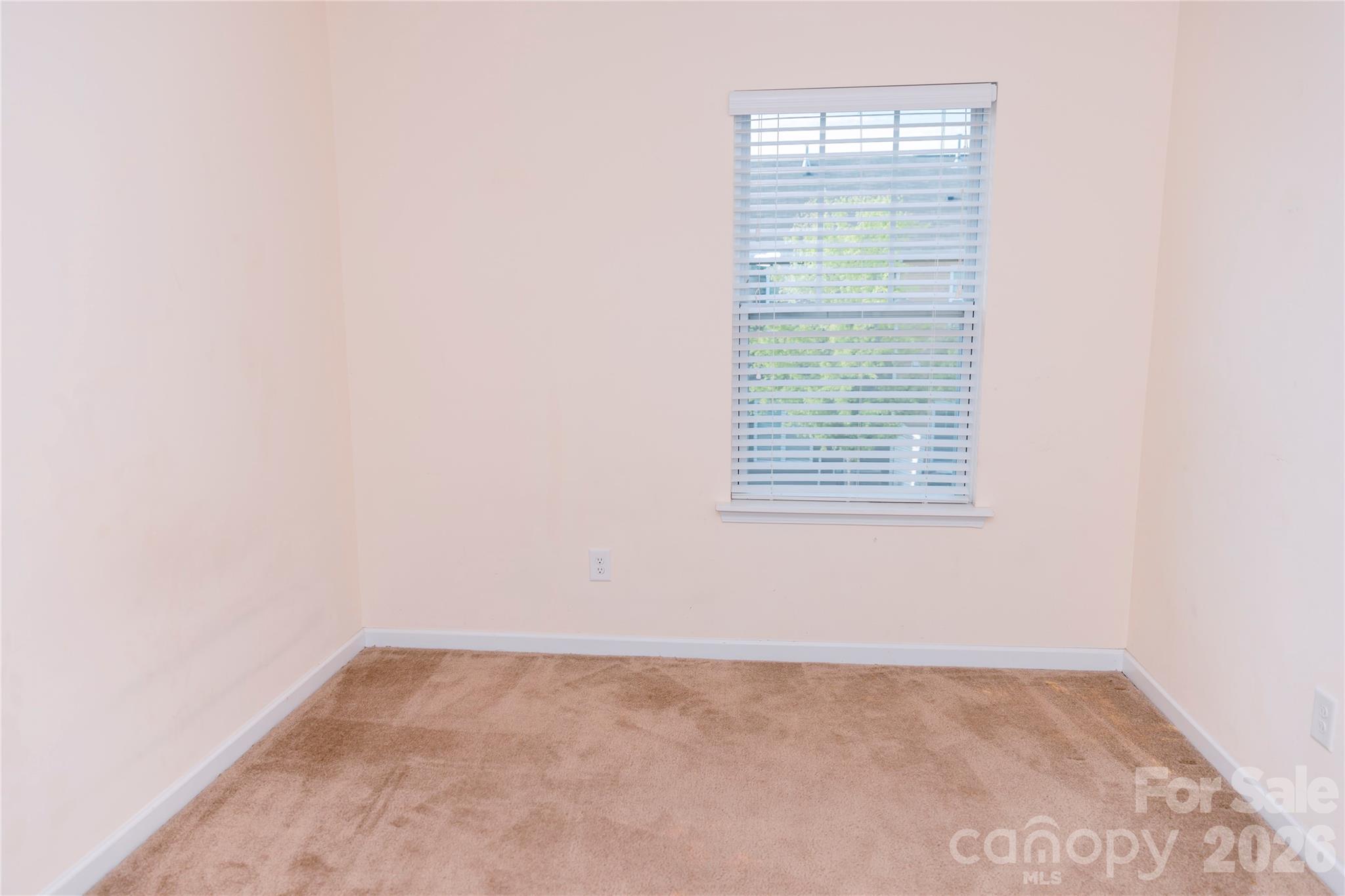 10443 Benfield Road — Charlotte