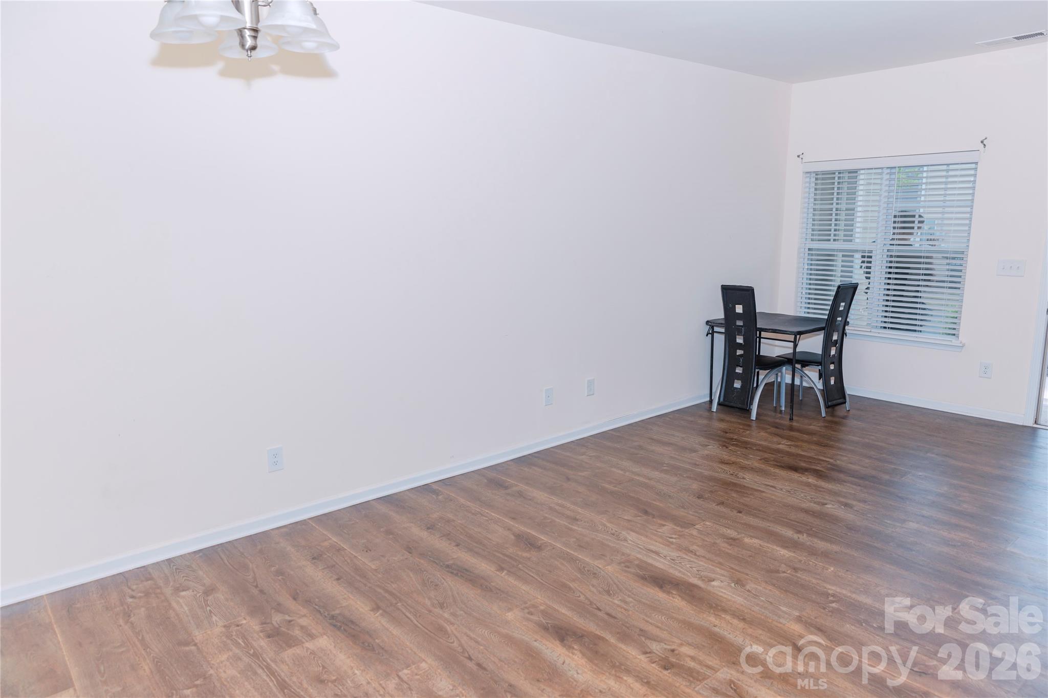 10443 Benfield Road — Charlotte