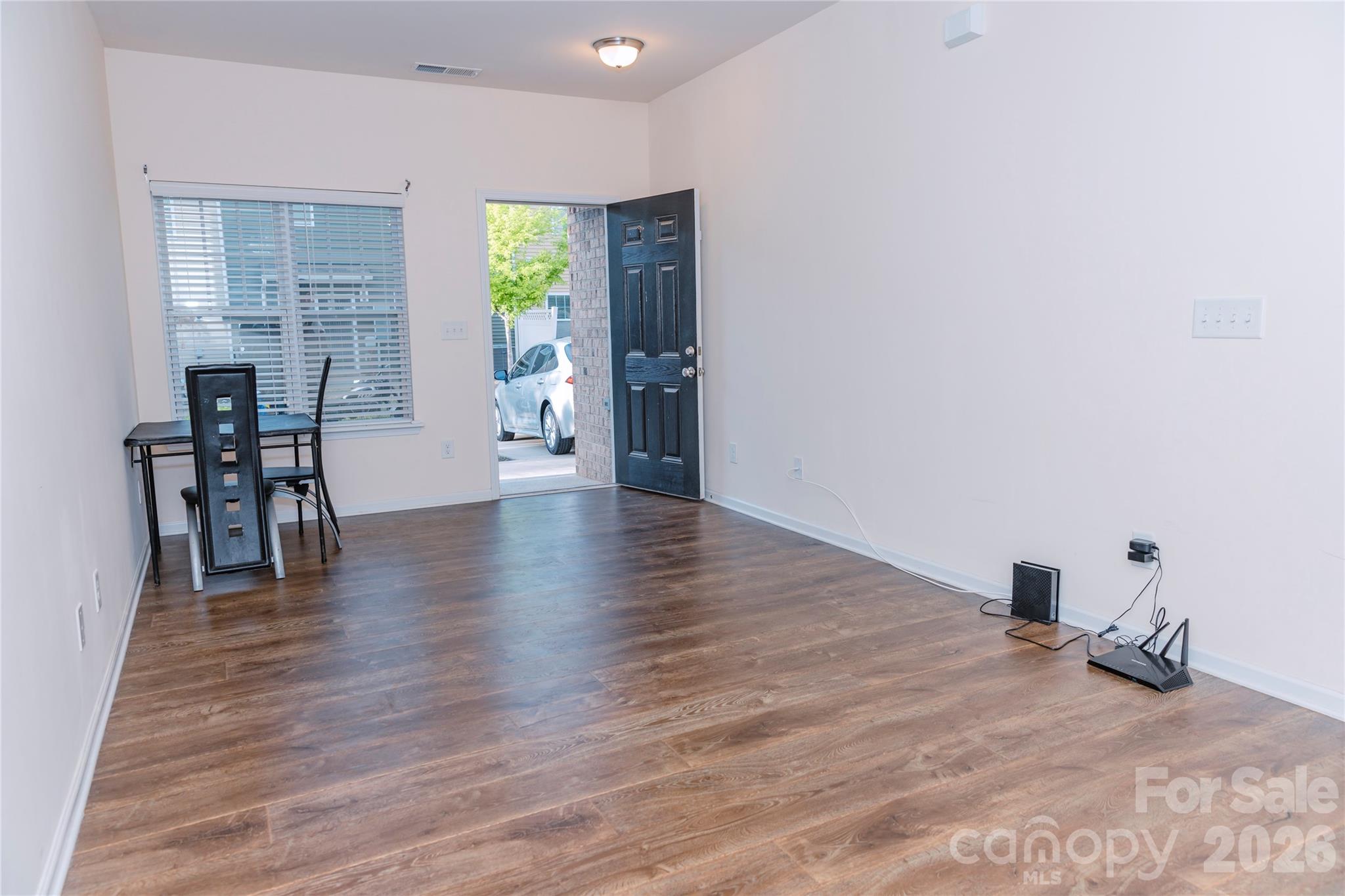 10443 Benfield Road — Charlotte