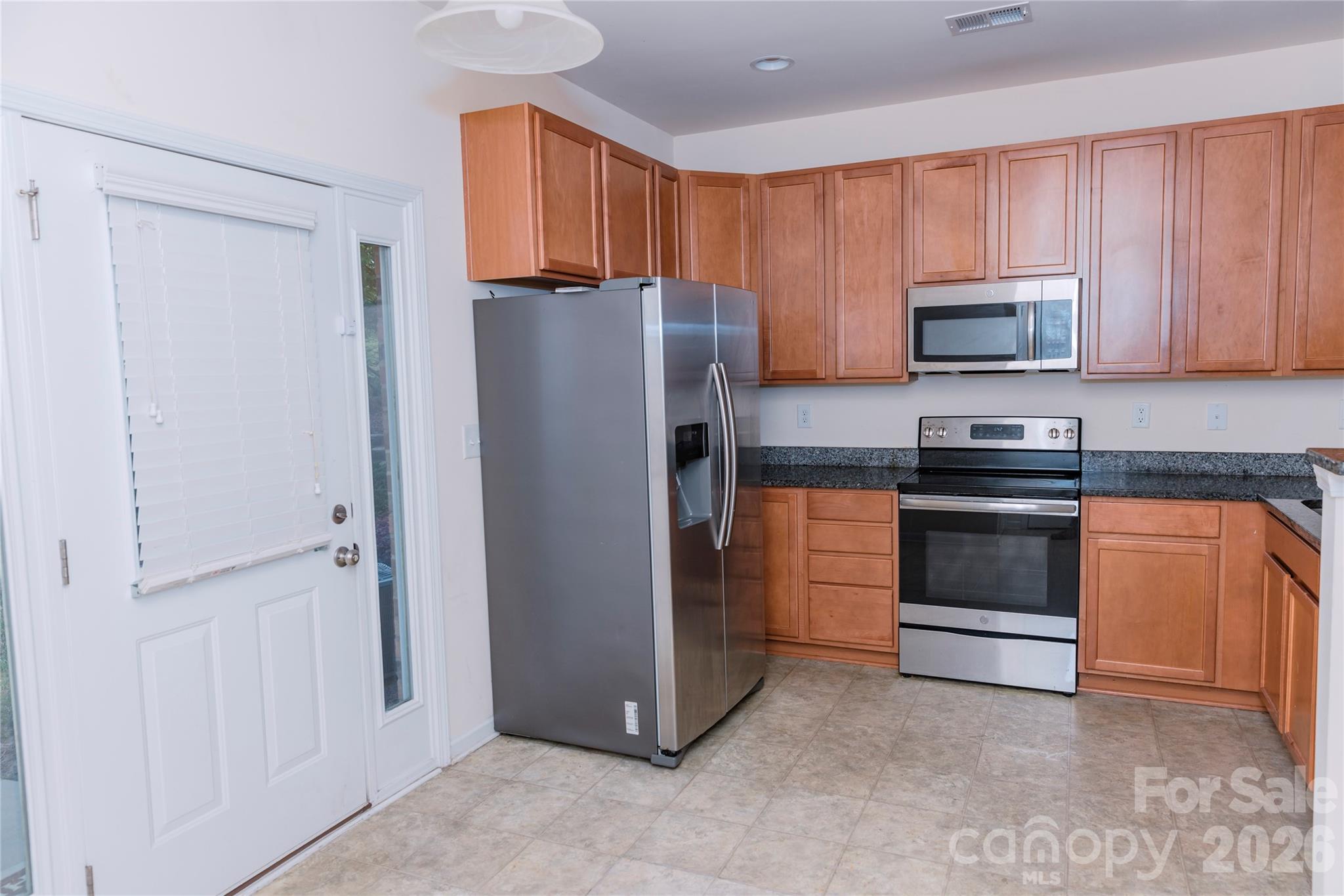 10443 Benfield Road — Charlotte
