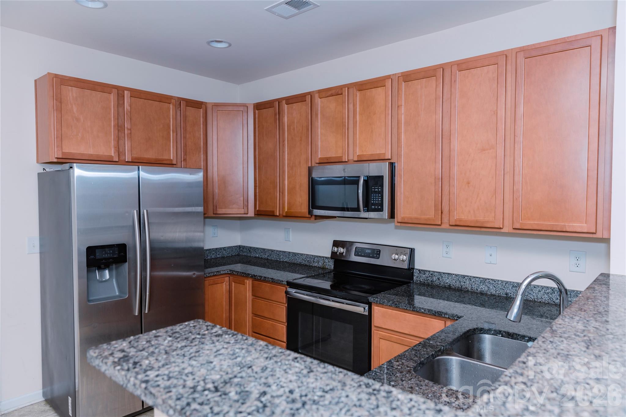 10443 Benfield Road — Charlotte