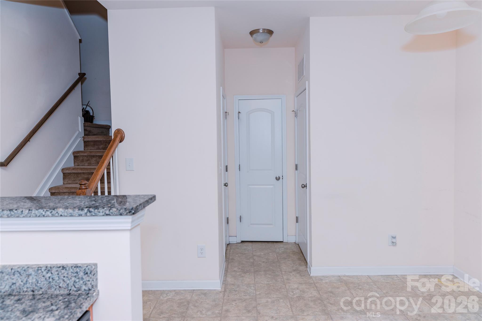 10443 Benfield Road — Charlotte