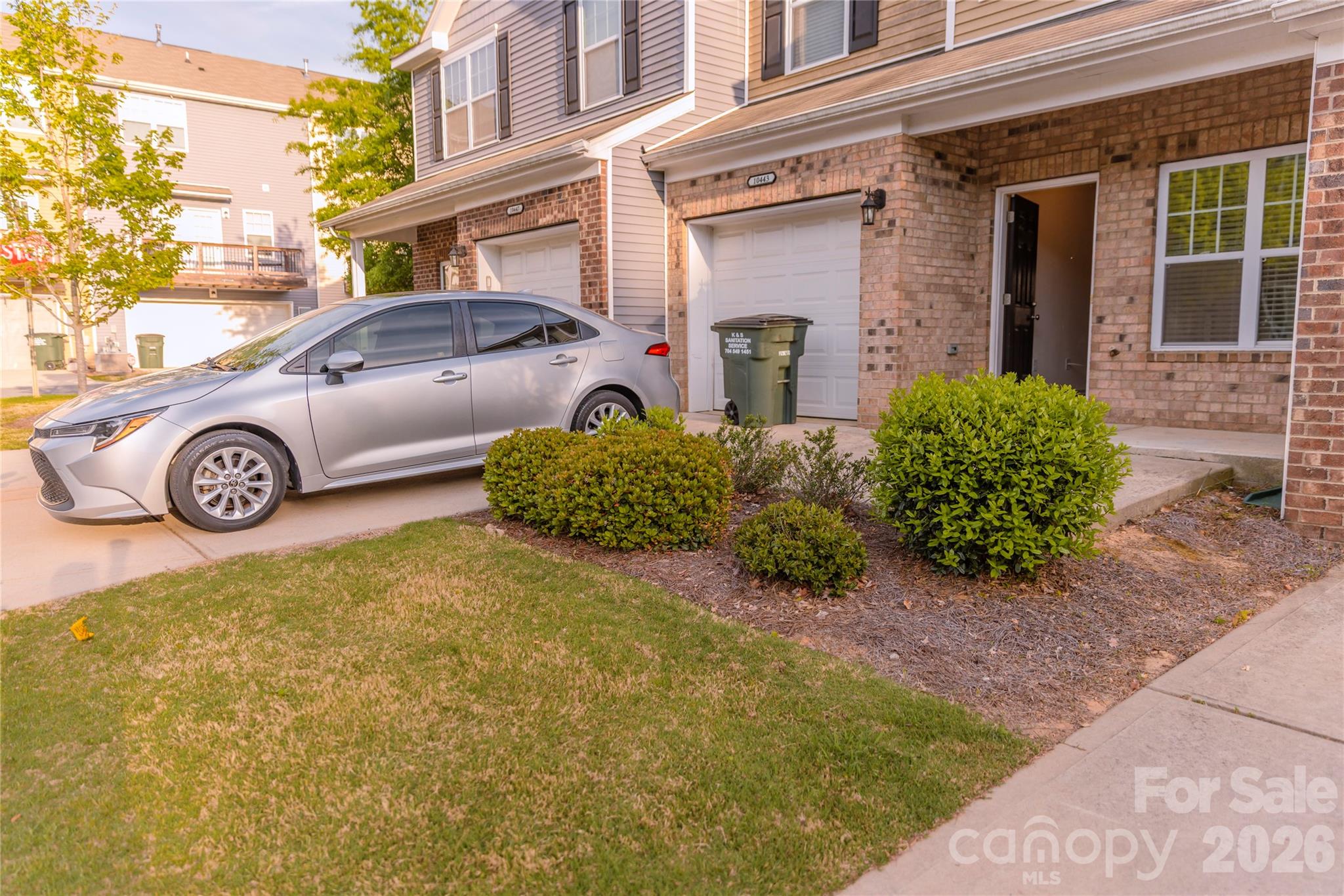 10443 Benfield Road — Charlotte