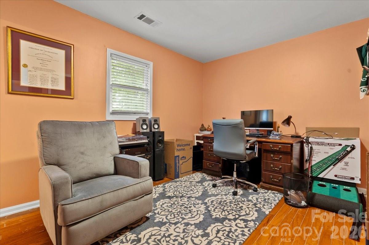 209 Fairway Road — Cheraw