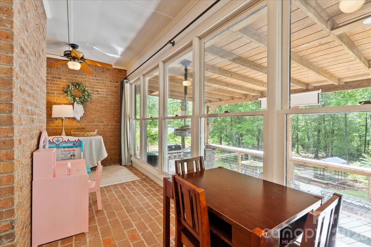 209 Fairway Road — Cheraw
