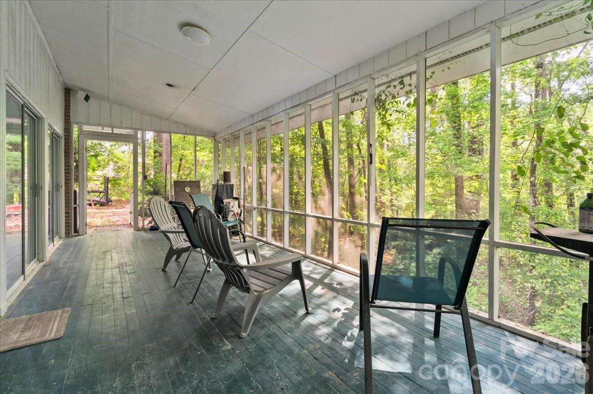 209 Fairway Road — Cheraw