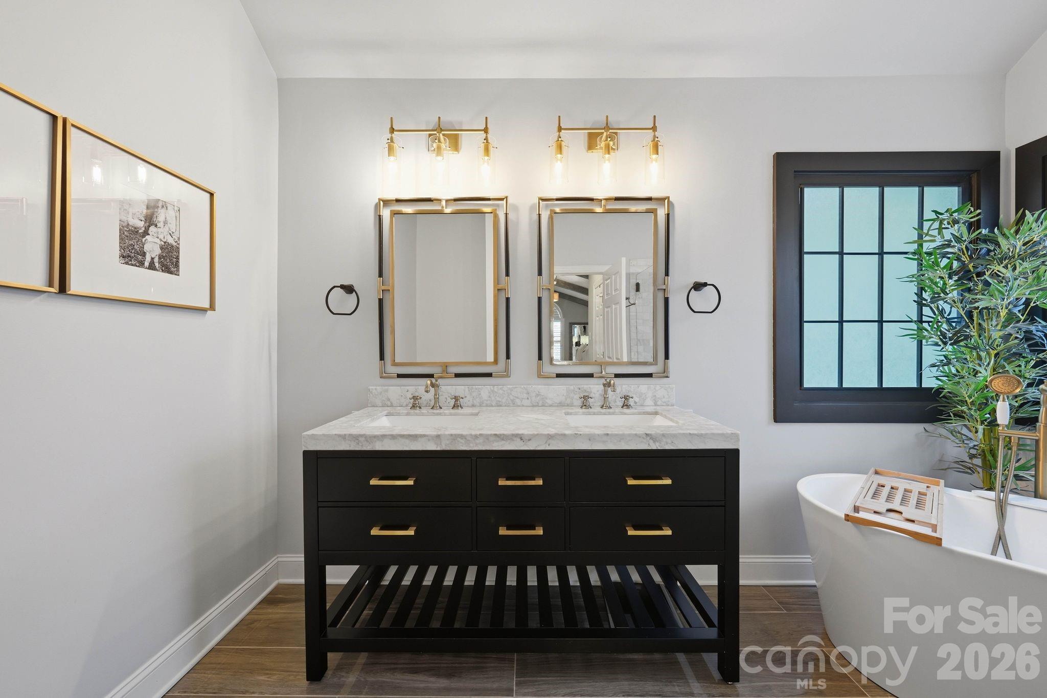 10138 Waterbrook Lane — Charlotte