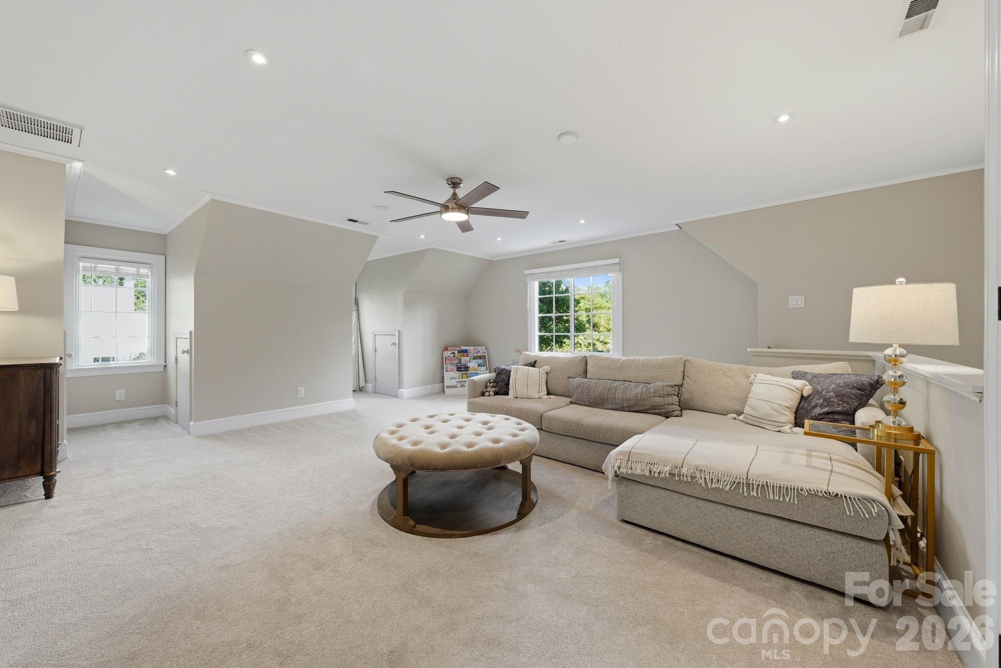 10138 Waterbrook Lane — Charlotte