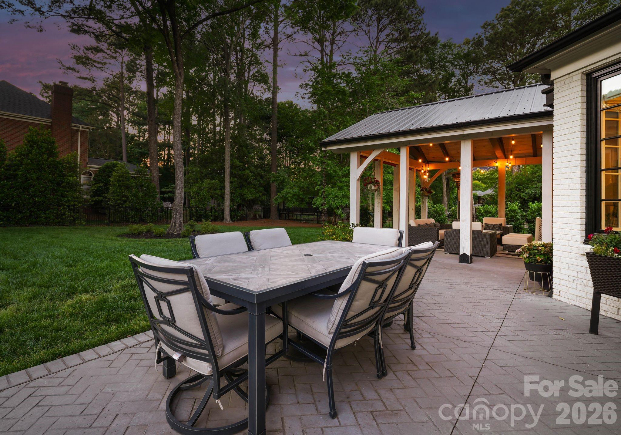 10138 Waterbrook Lane — Charlotte