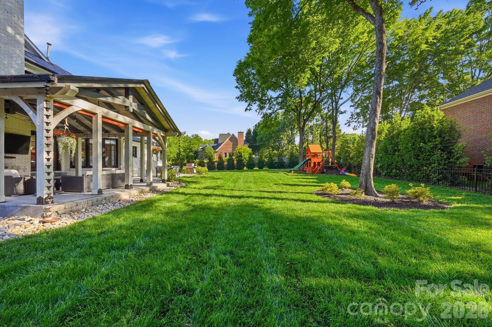 10138 Waterbrook Lane — Charlotte