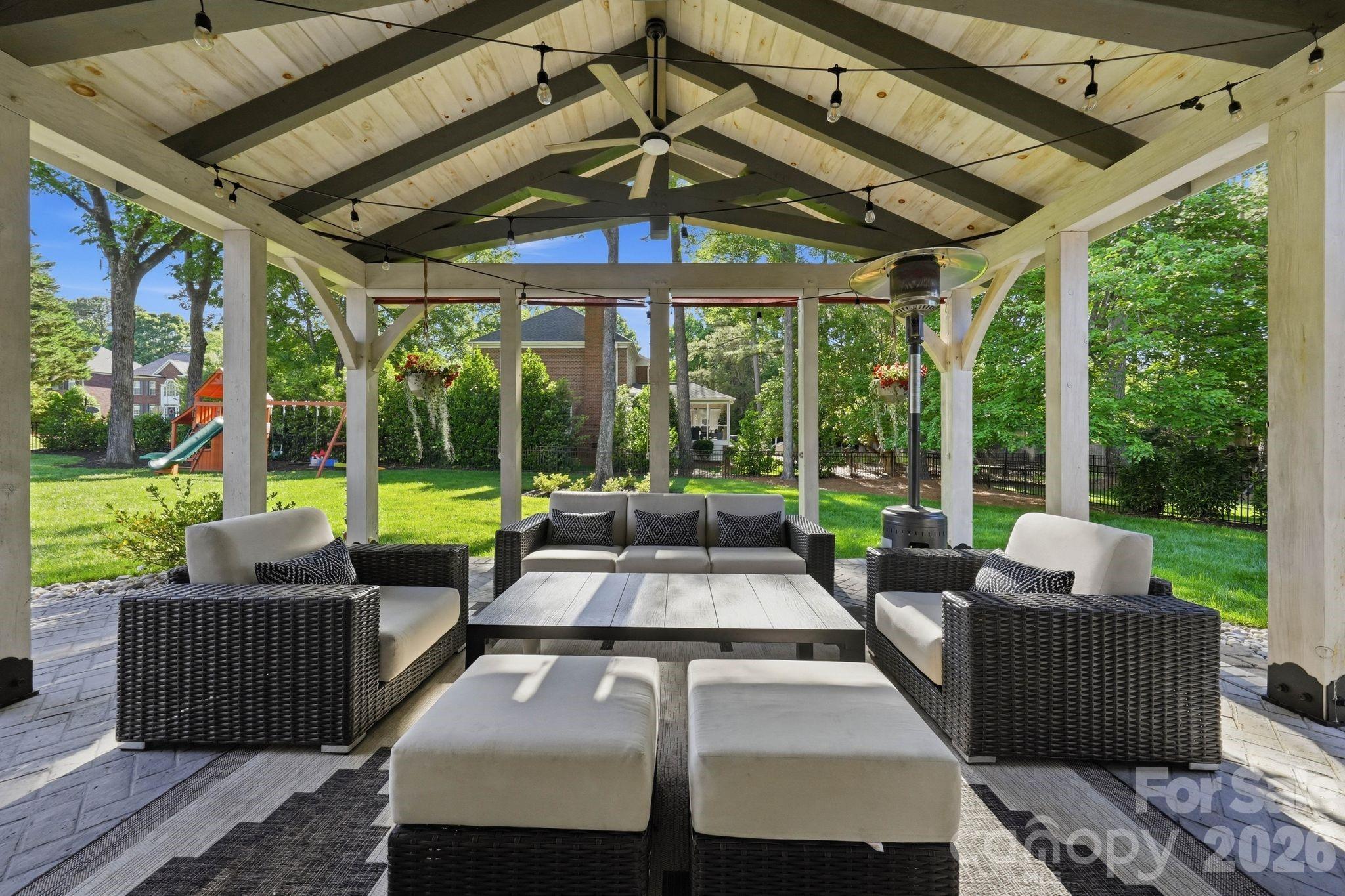 10138 Waterbrook Lane — Charlotte