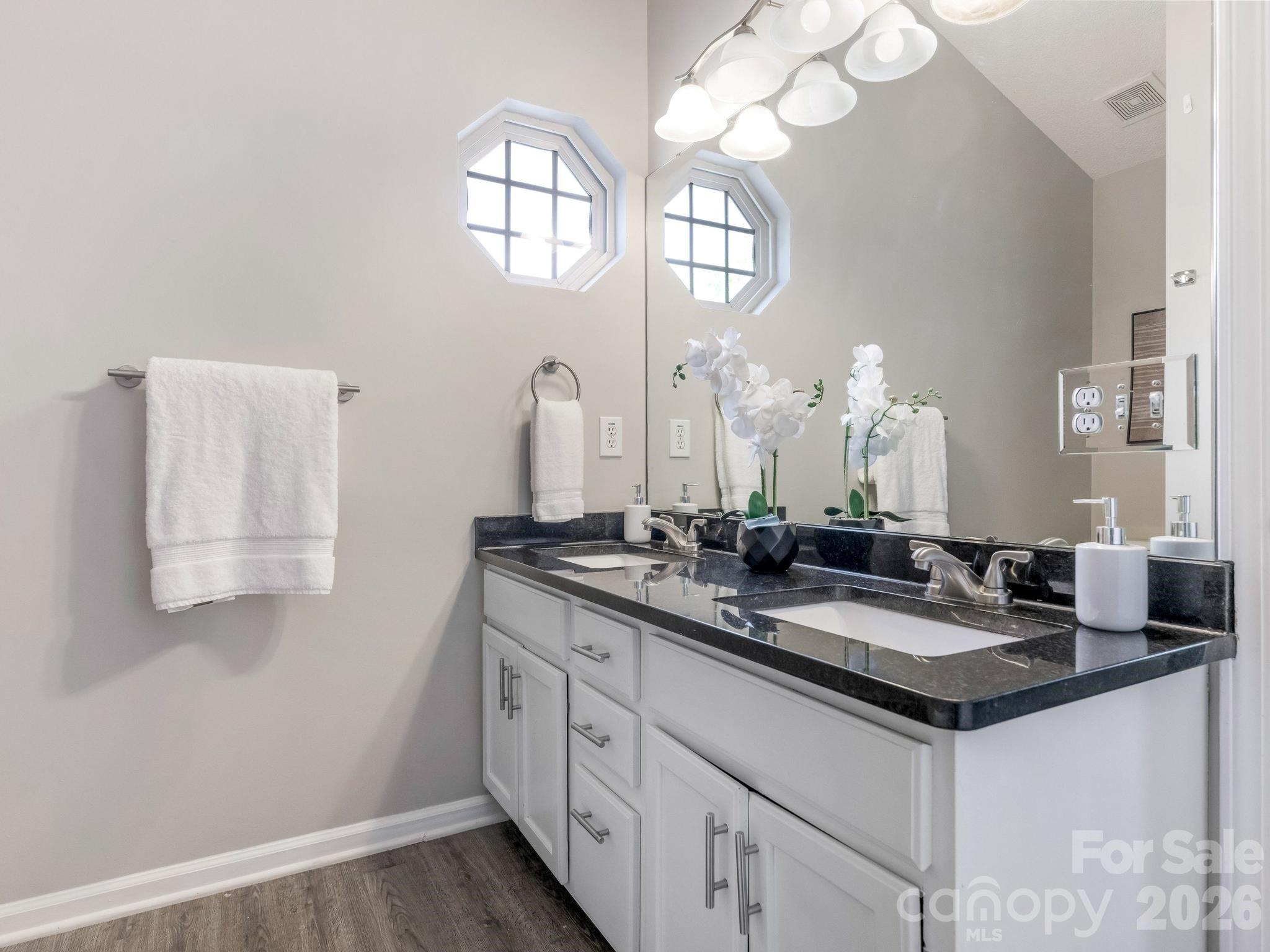 6208 Harburn Forest Drive — Charlotte