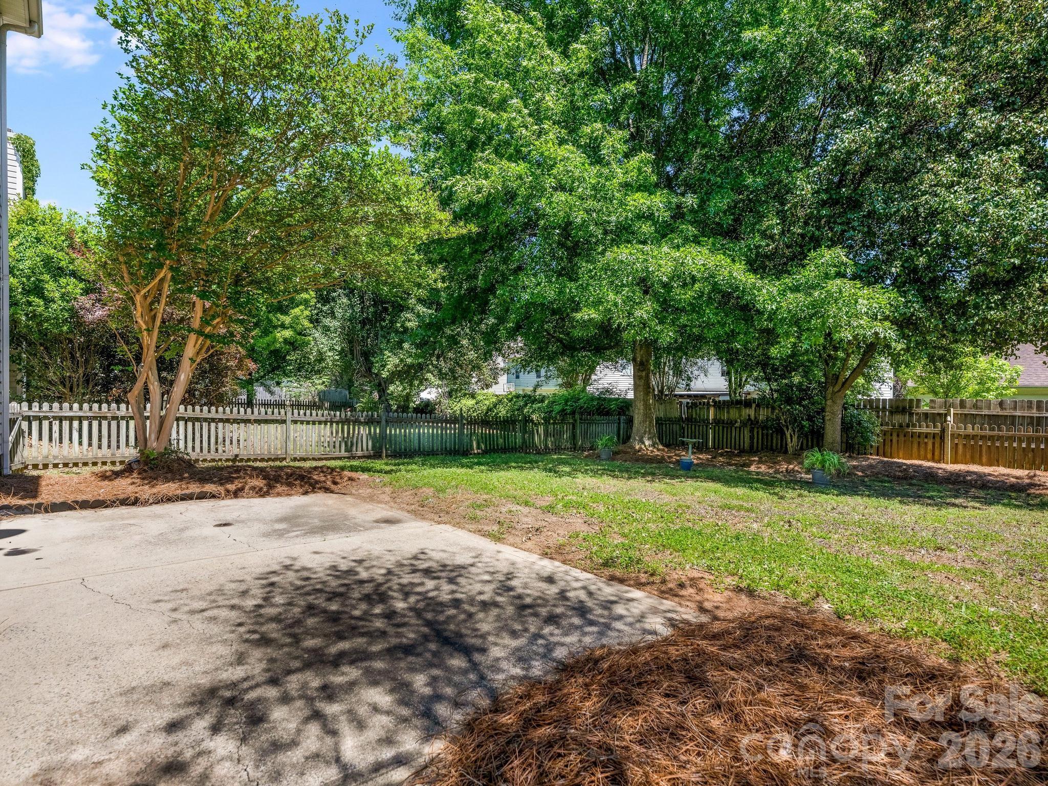 6208 Harburn Forest Drive — Charlotte