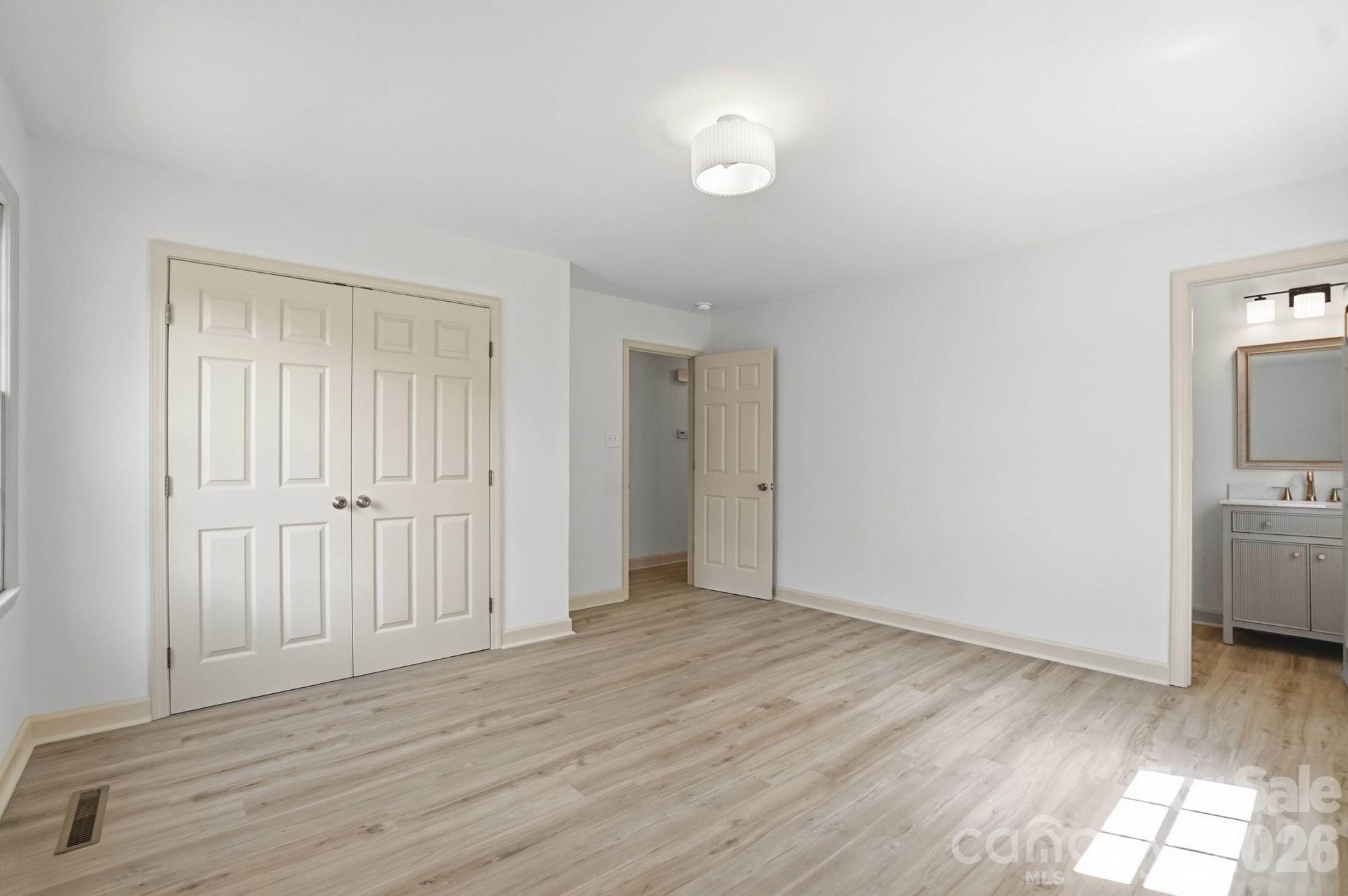 909 Evelyn Avenue — Kannapolis