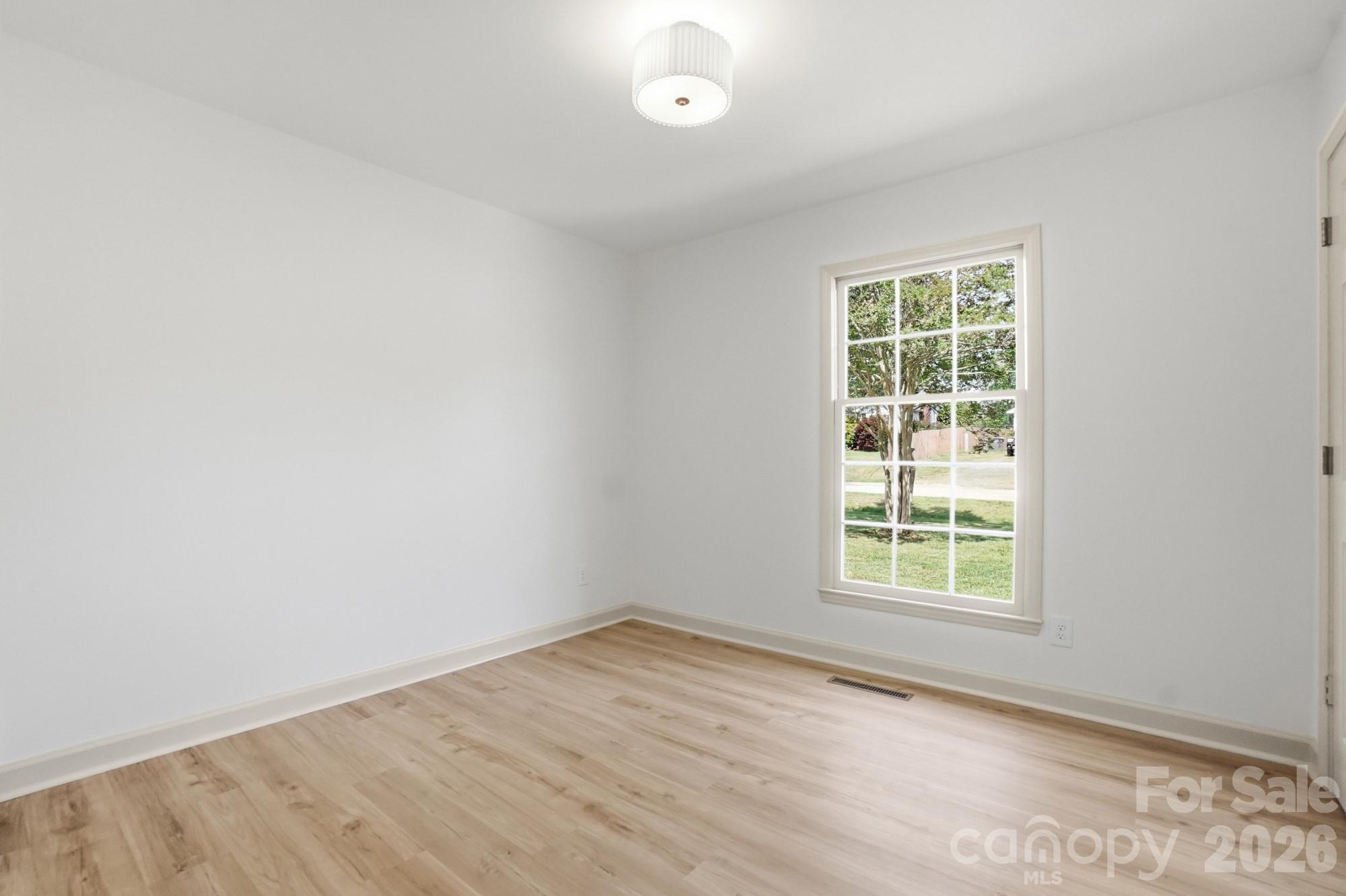 909 Evelyn Avenue — Kannapolis