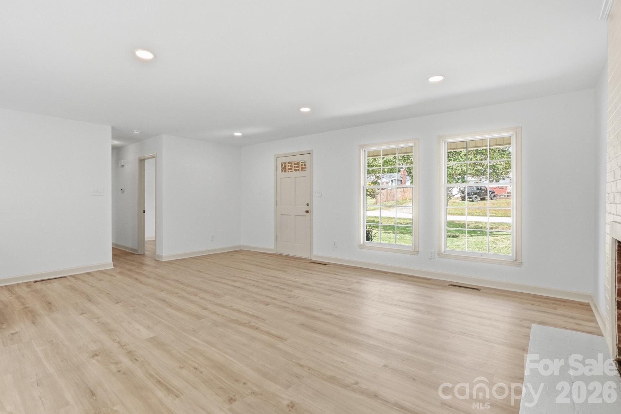 909 Evelyn Avenue — Kannapolis