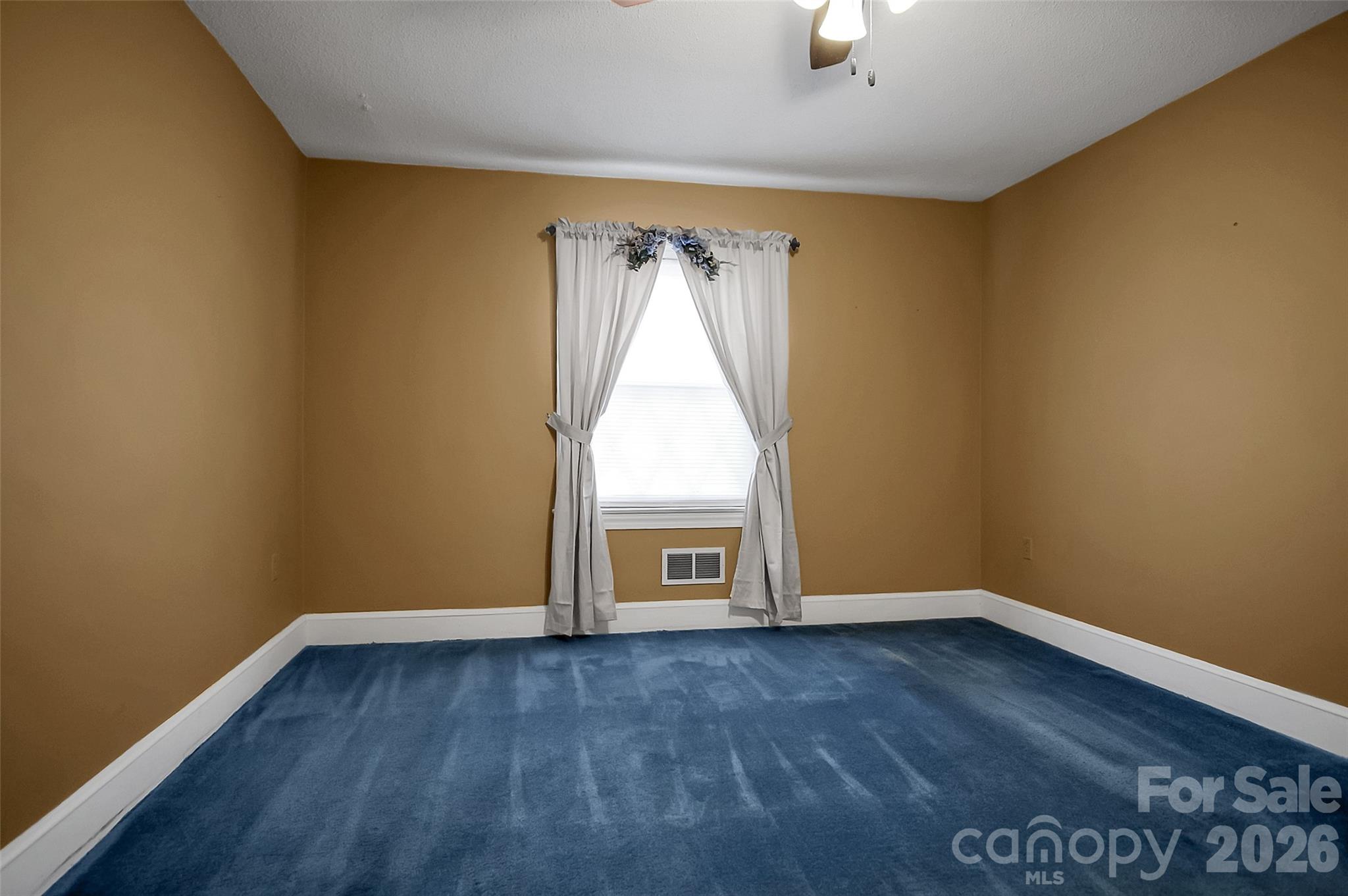 3021 Davis Park Road — Gastonia