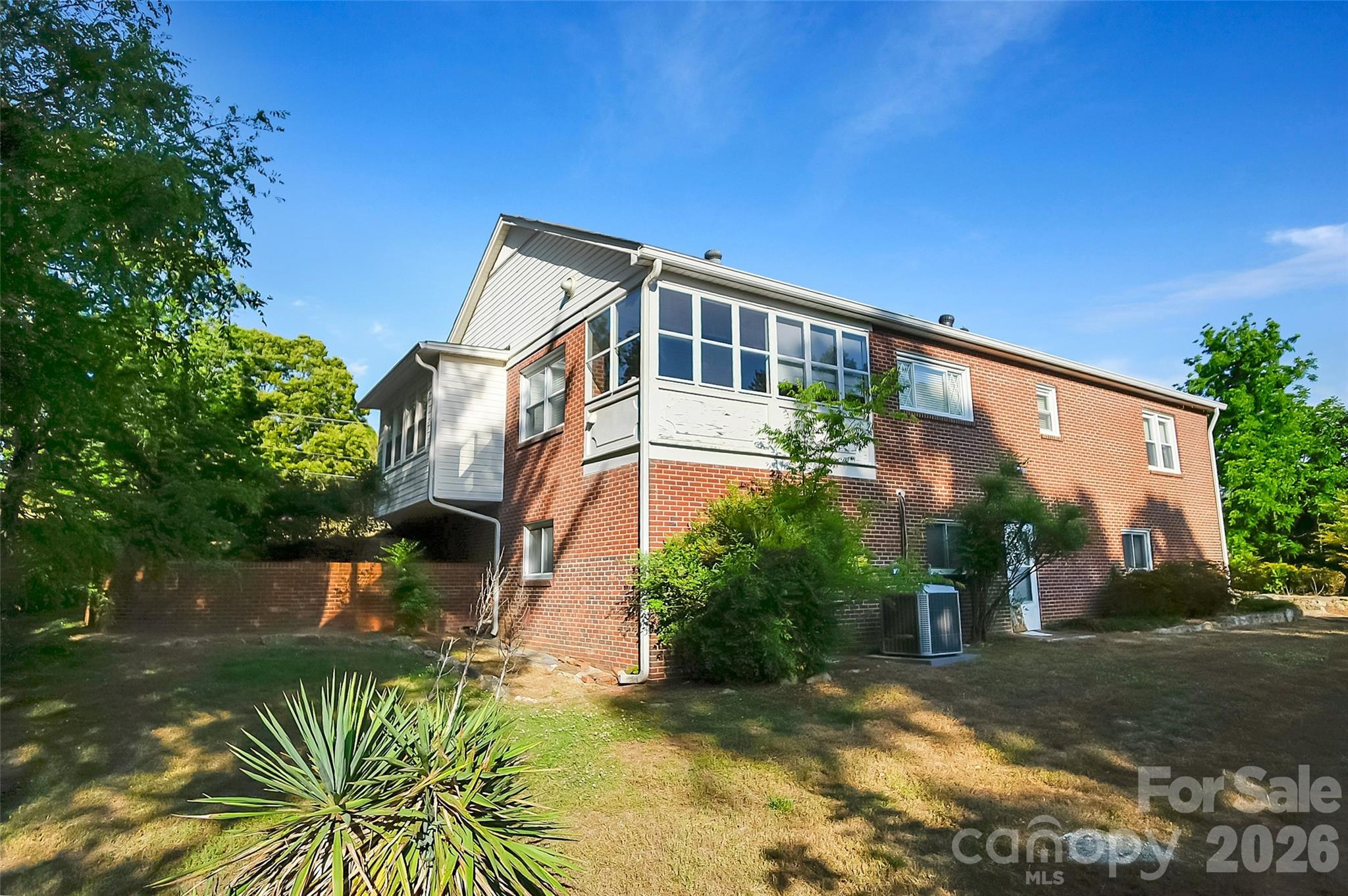 3021 Davis Park Road — Gastonia