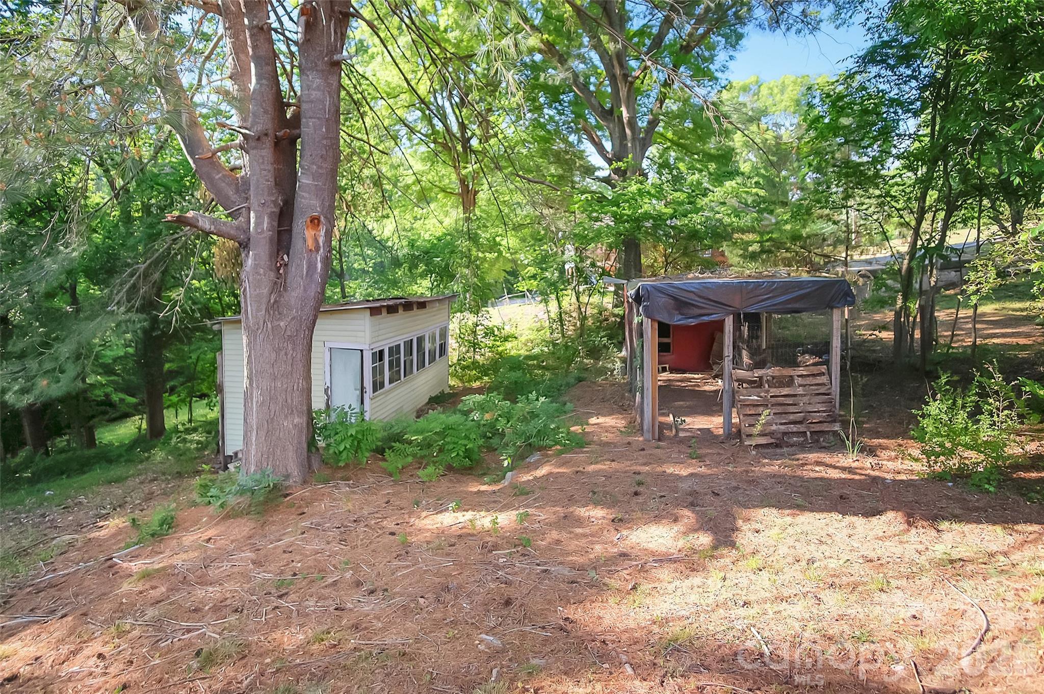 3021 Davis Park Road — Gastonia