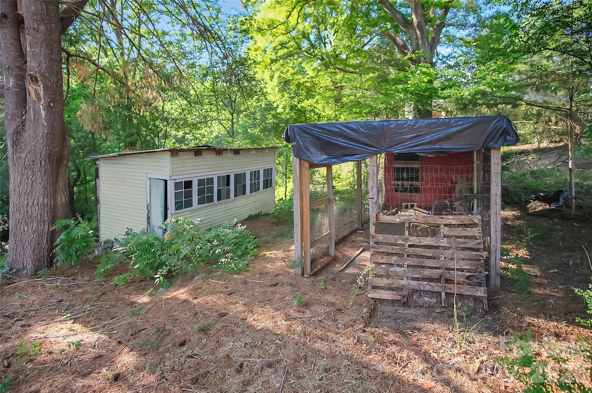 3021 Davis Park Road — Gastonia