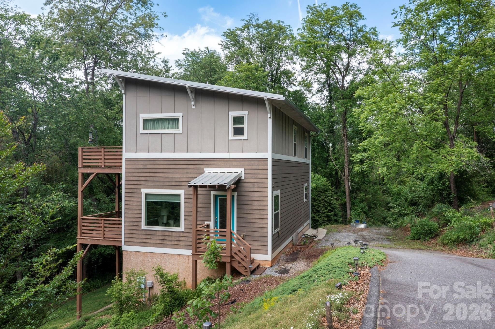 181 Glendale Avenue — Asheville
