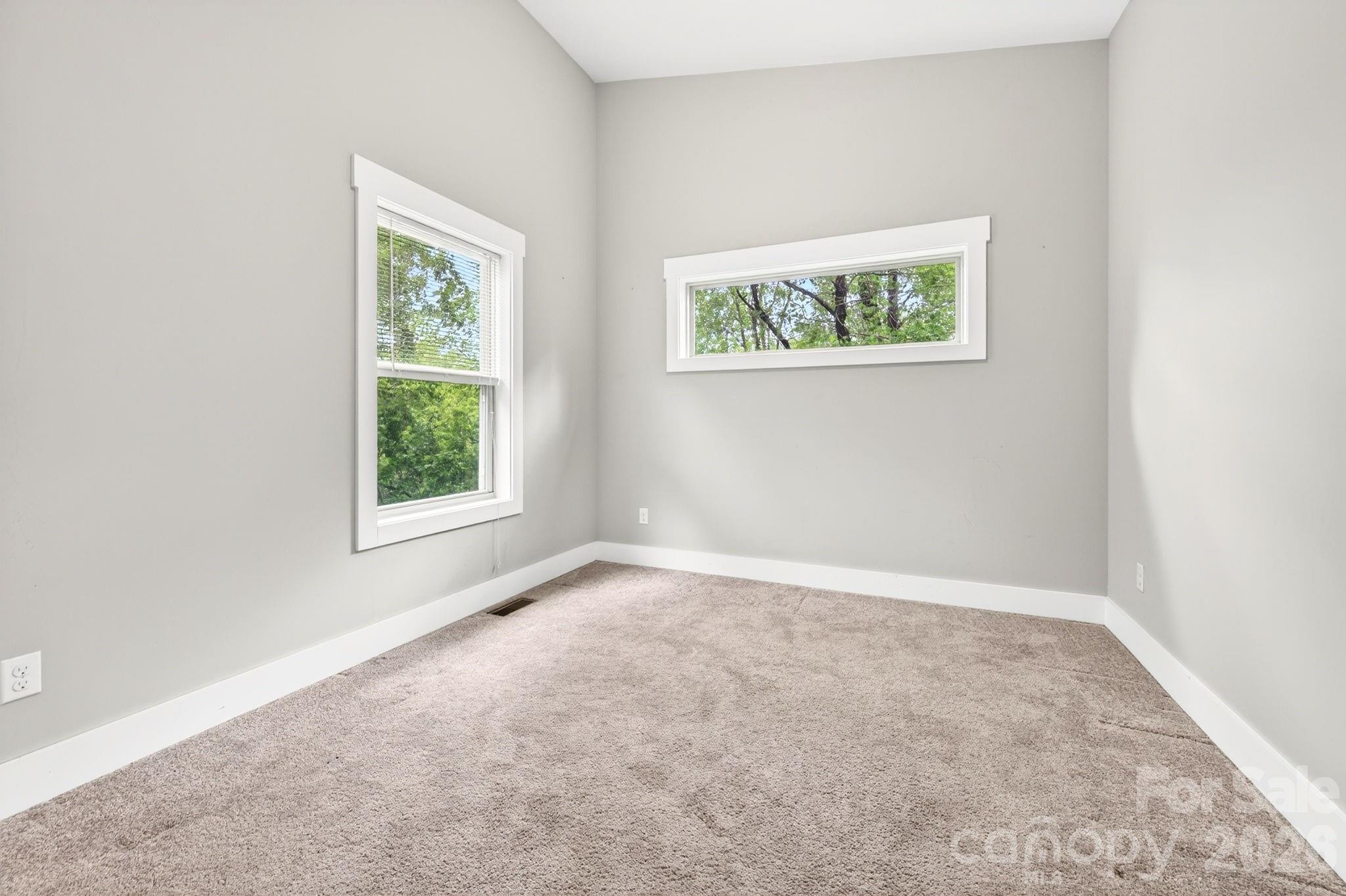 181 Glendale Avenue — Asheville