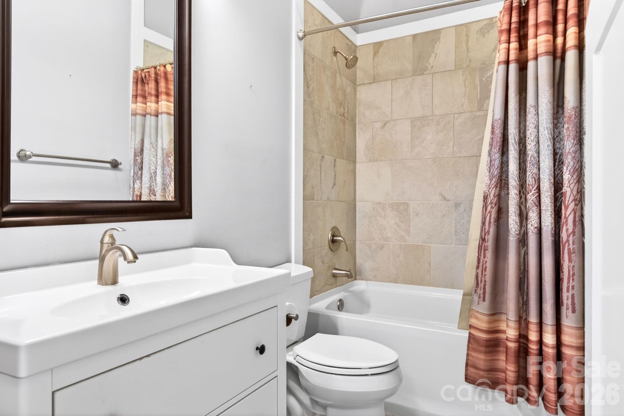 181 Glendale Avenue — Asheville