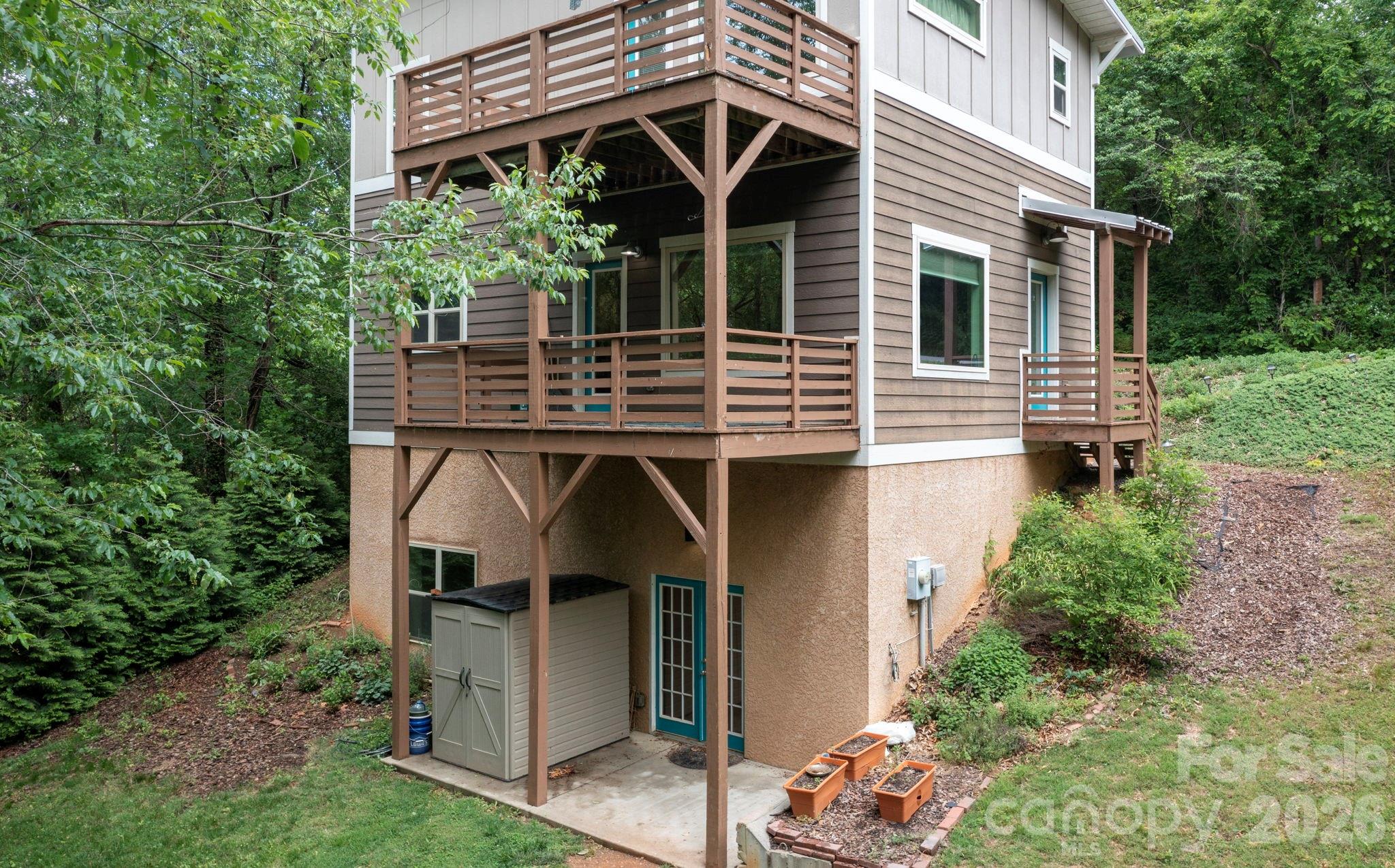 181 Glendale Avenue — Asheville