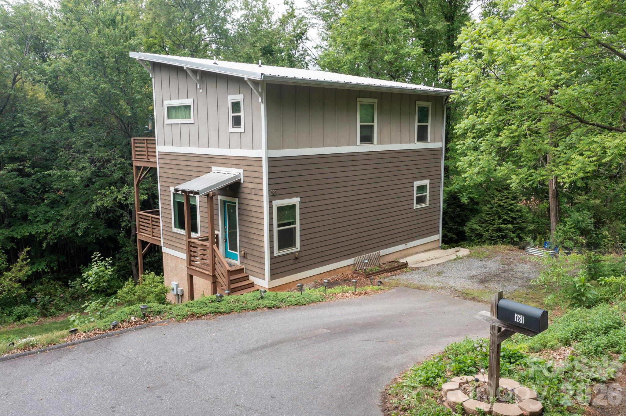 181 Glendale Avenue — Asheville