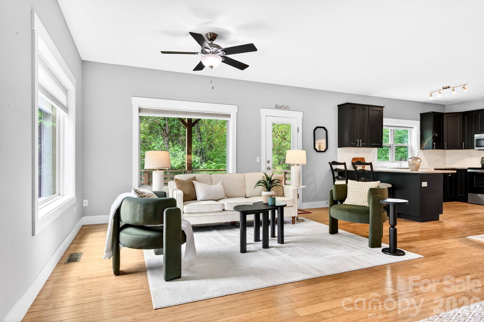 181 Glendale Avenue — Asheville