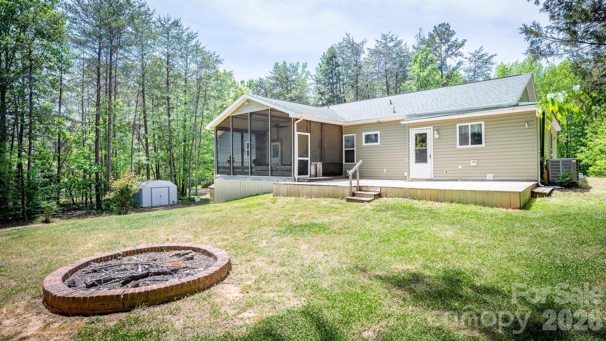 119 Cottontail Lane — Statesville
