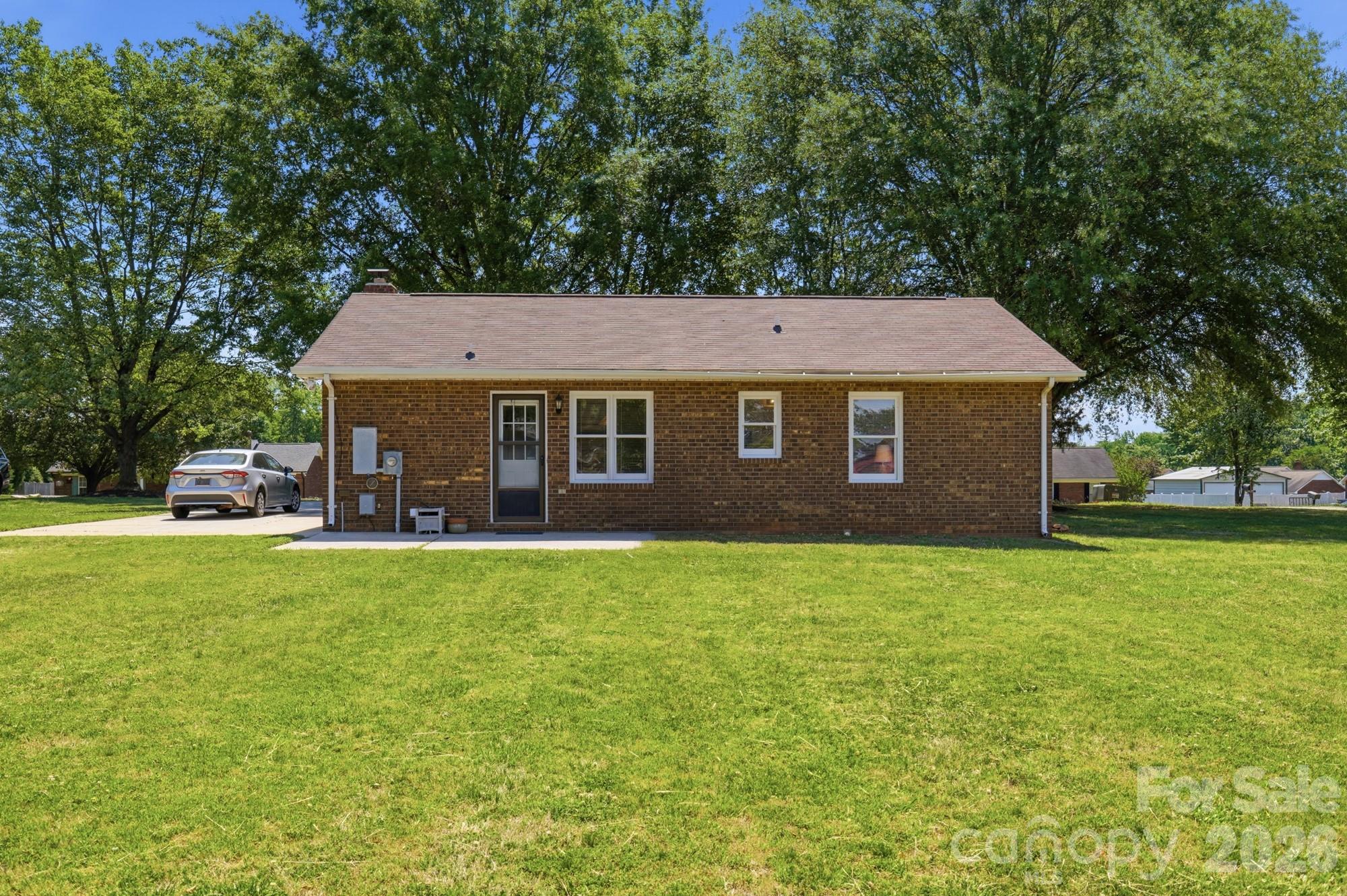 4711 Myers Road — Monroe