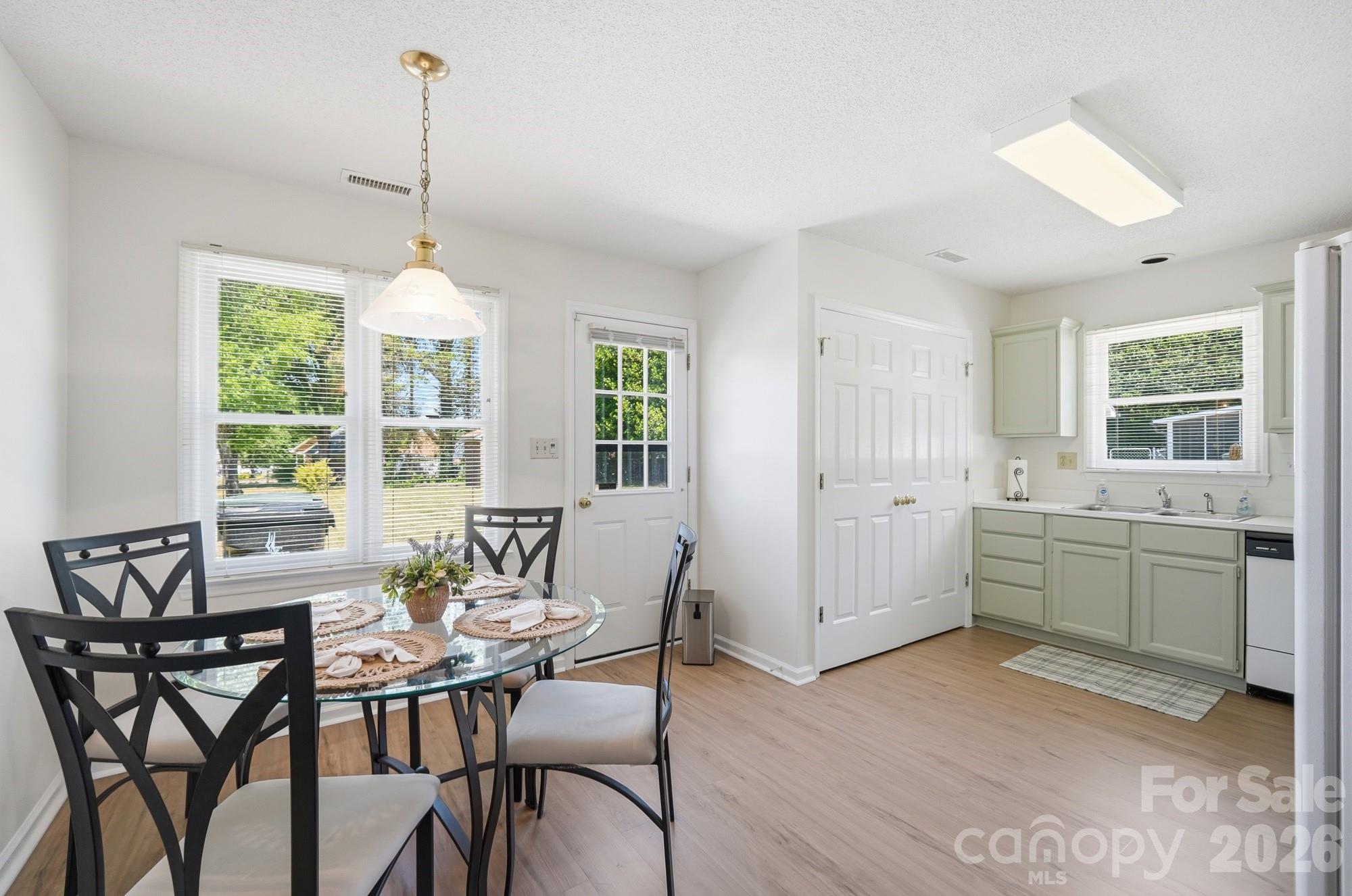 4711 Myers Road — Monroe