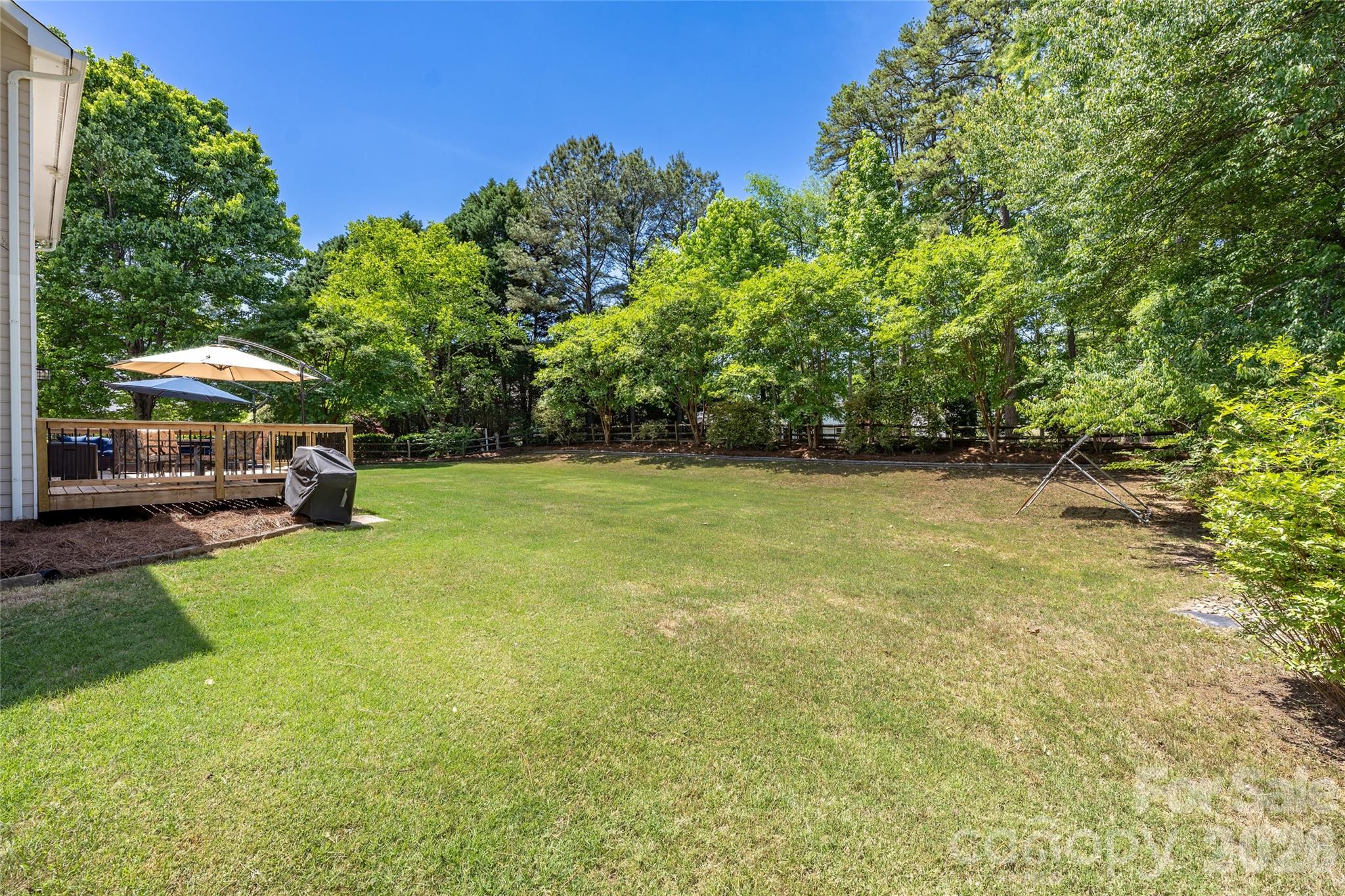 10025 Bayart Way — Huntersville