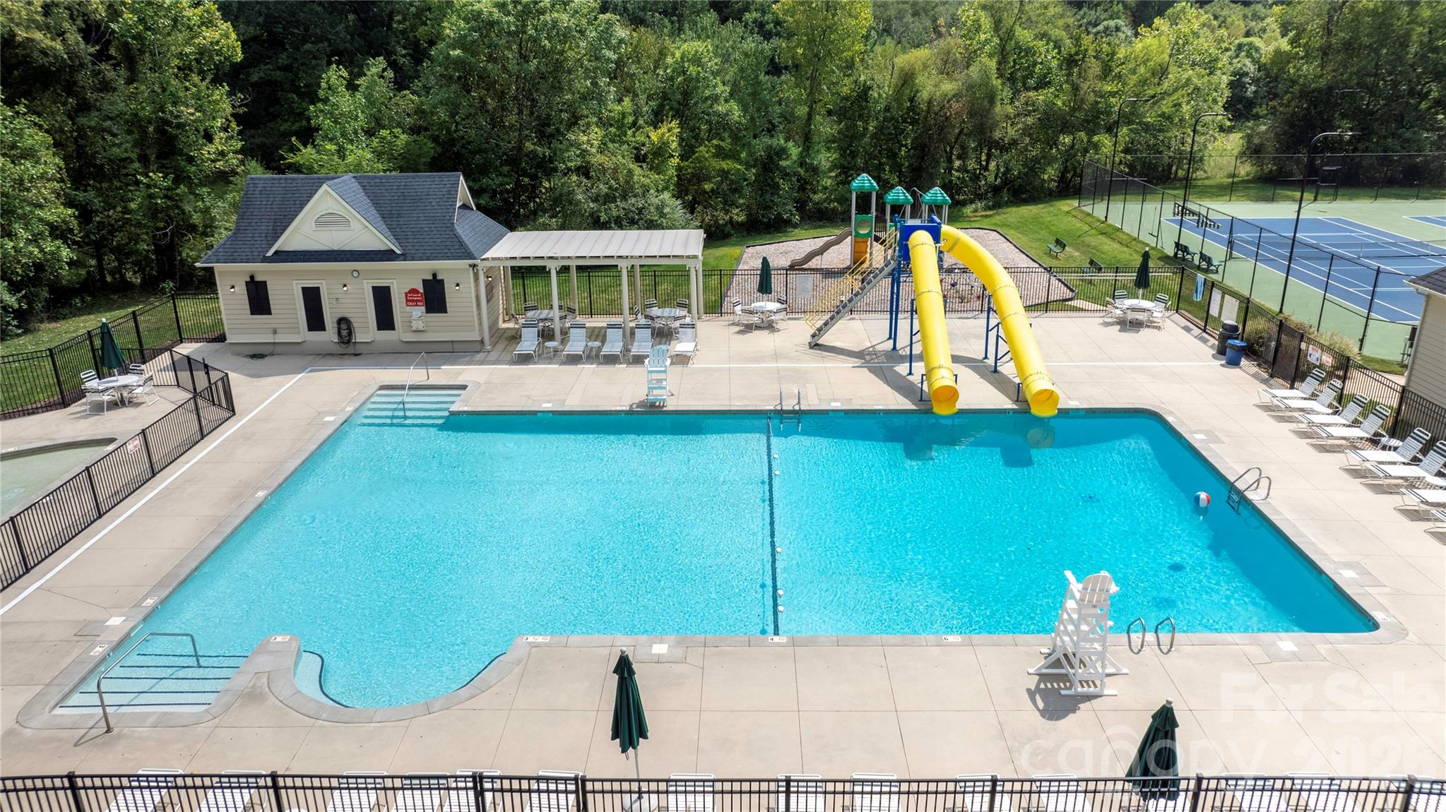 10025 Bayart Way — Huntersville